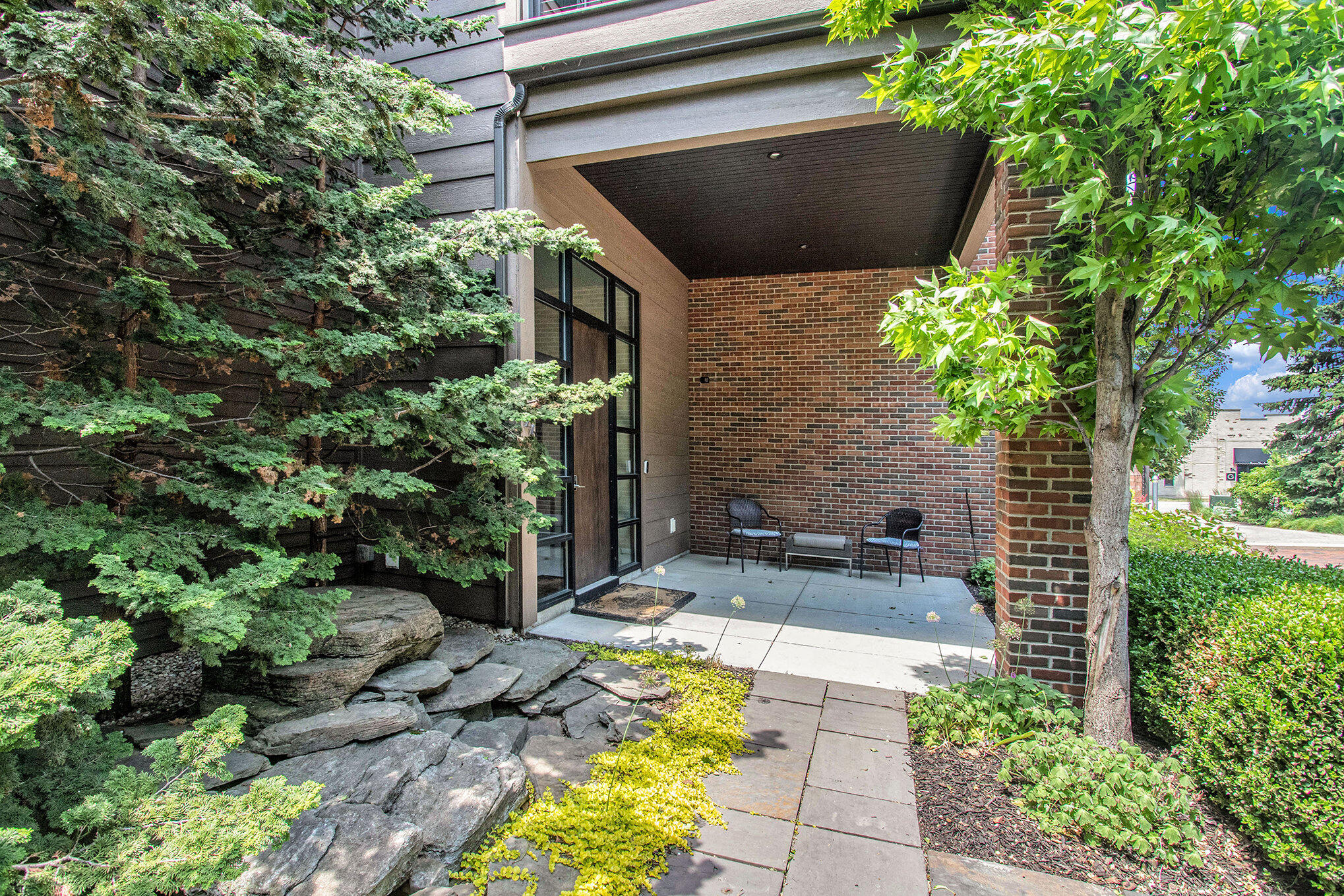 26 W 6th Street Street