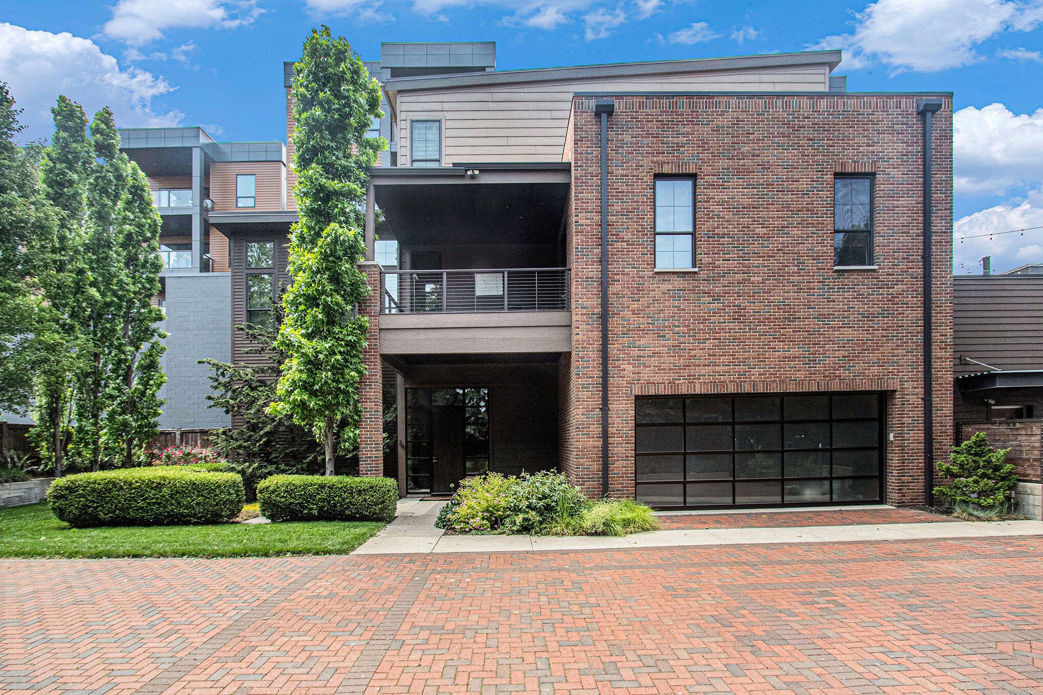 26 W 6th Street Street