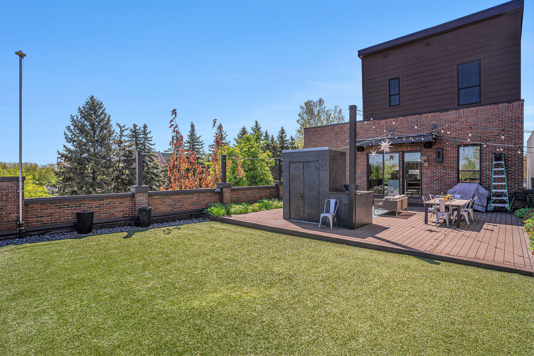 26 W 6th Street Street