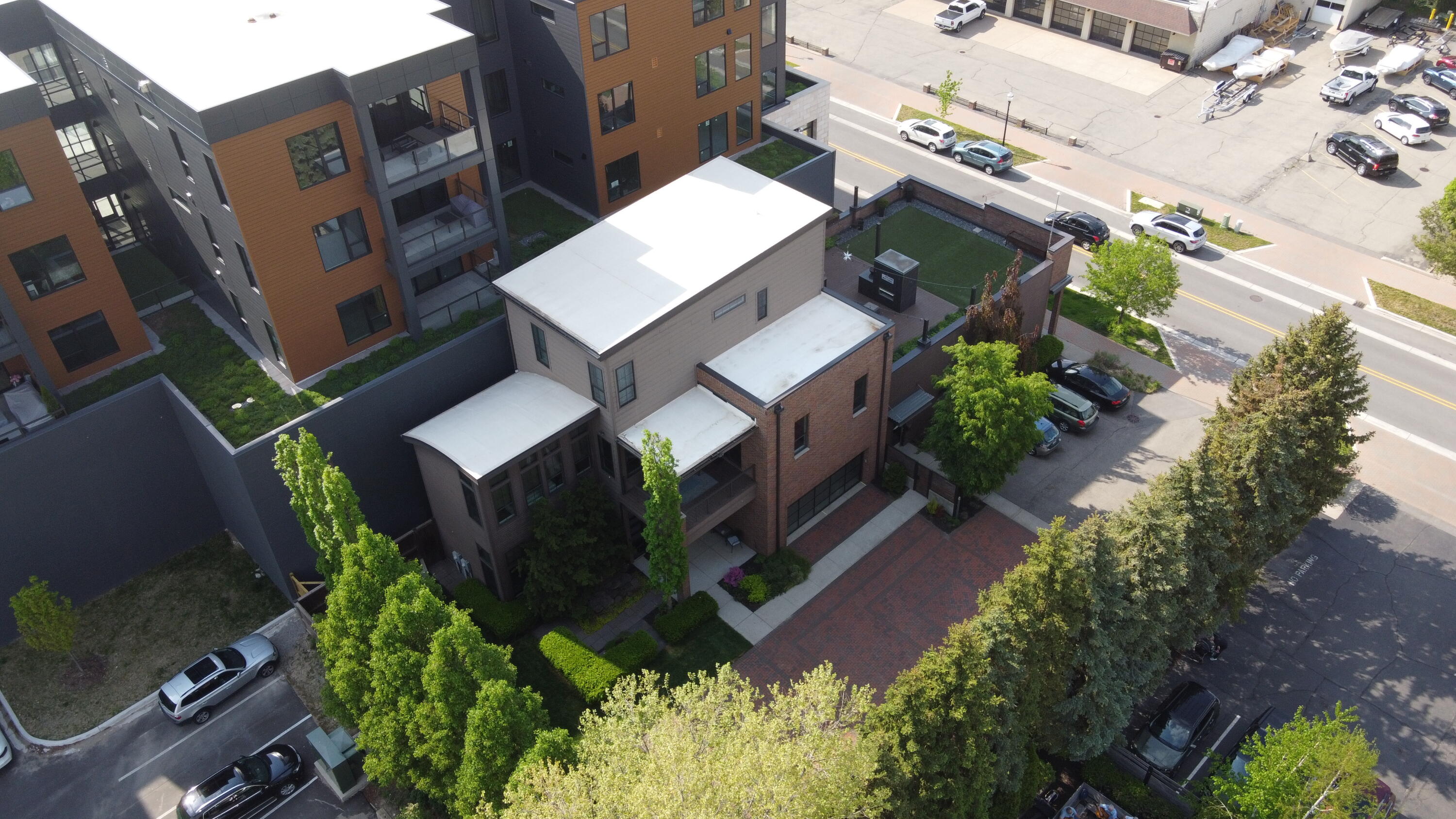 26 W 6th Street Street