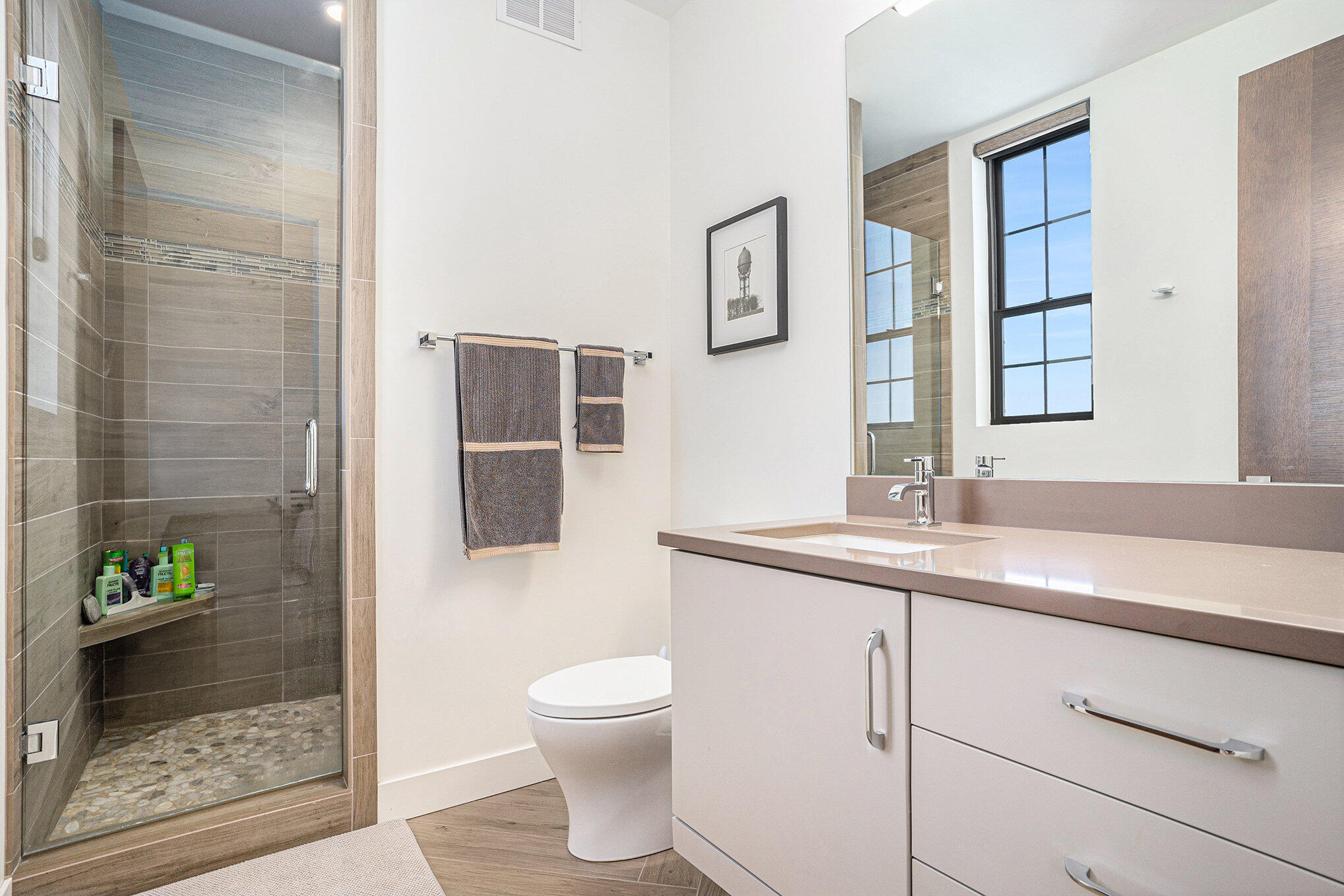 26 W 6th Street Street