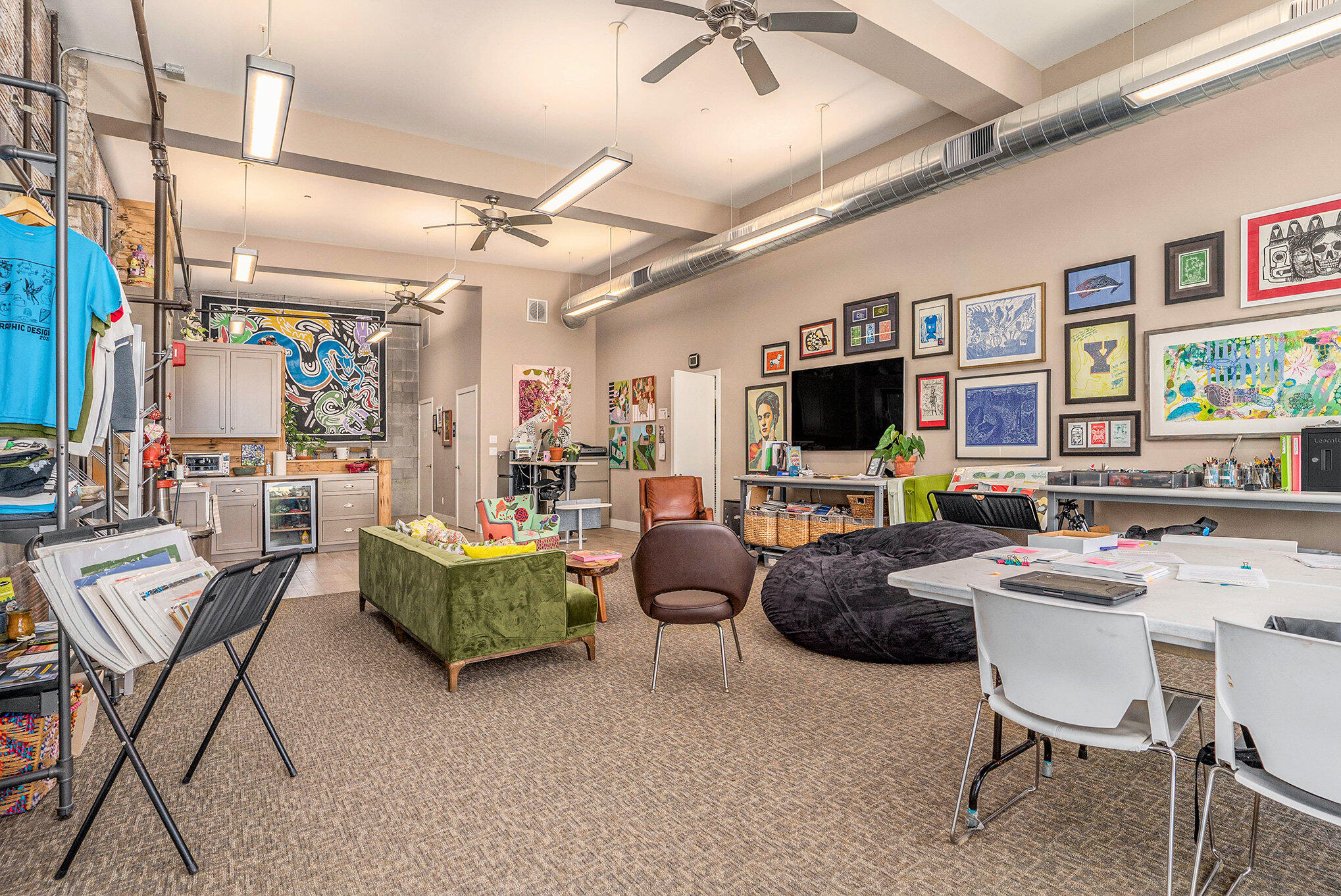 26 W 6th Street Street