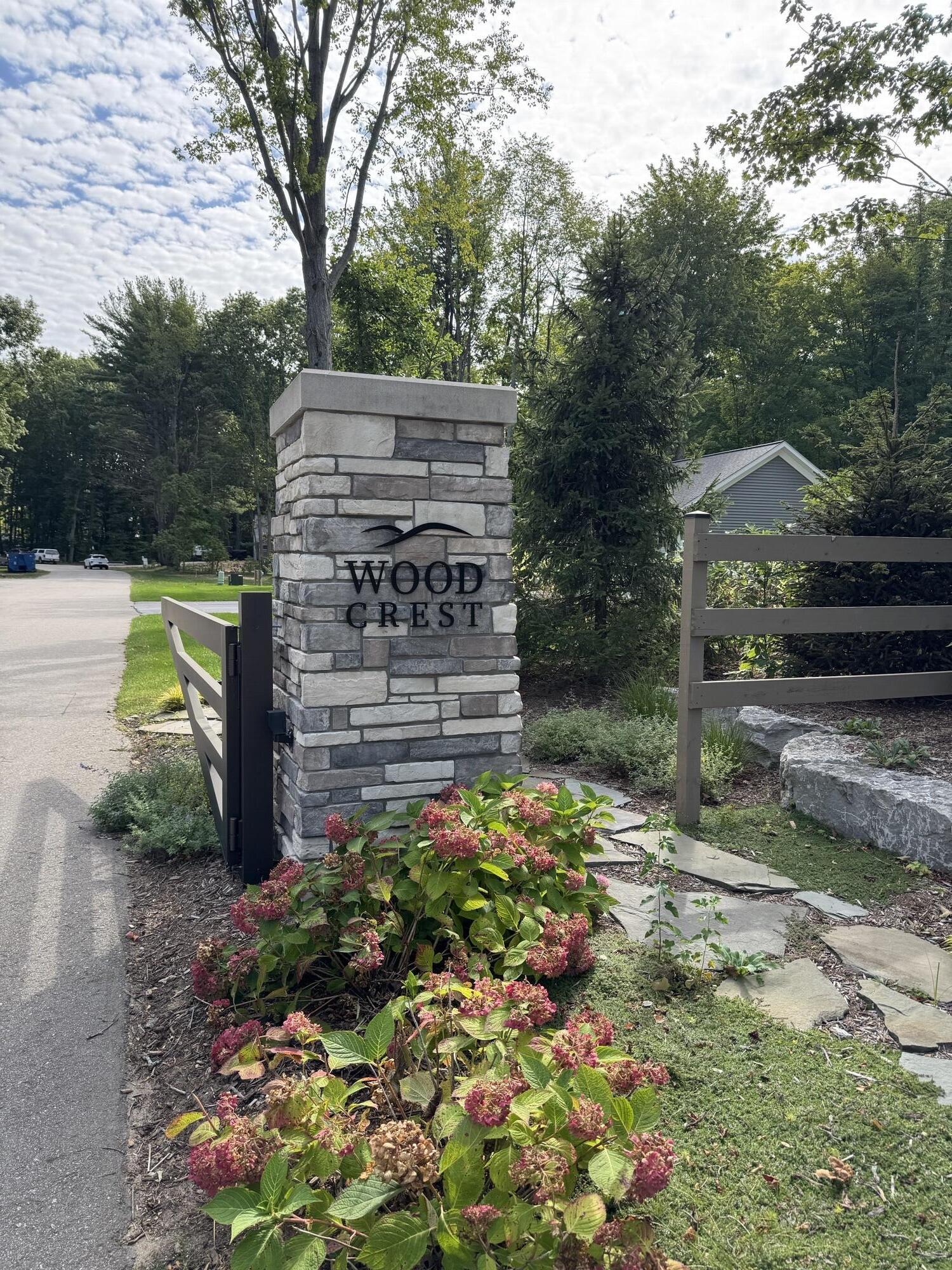 76757 Wood Crest Court