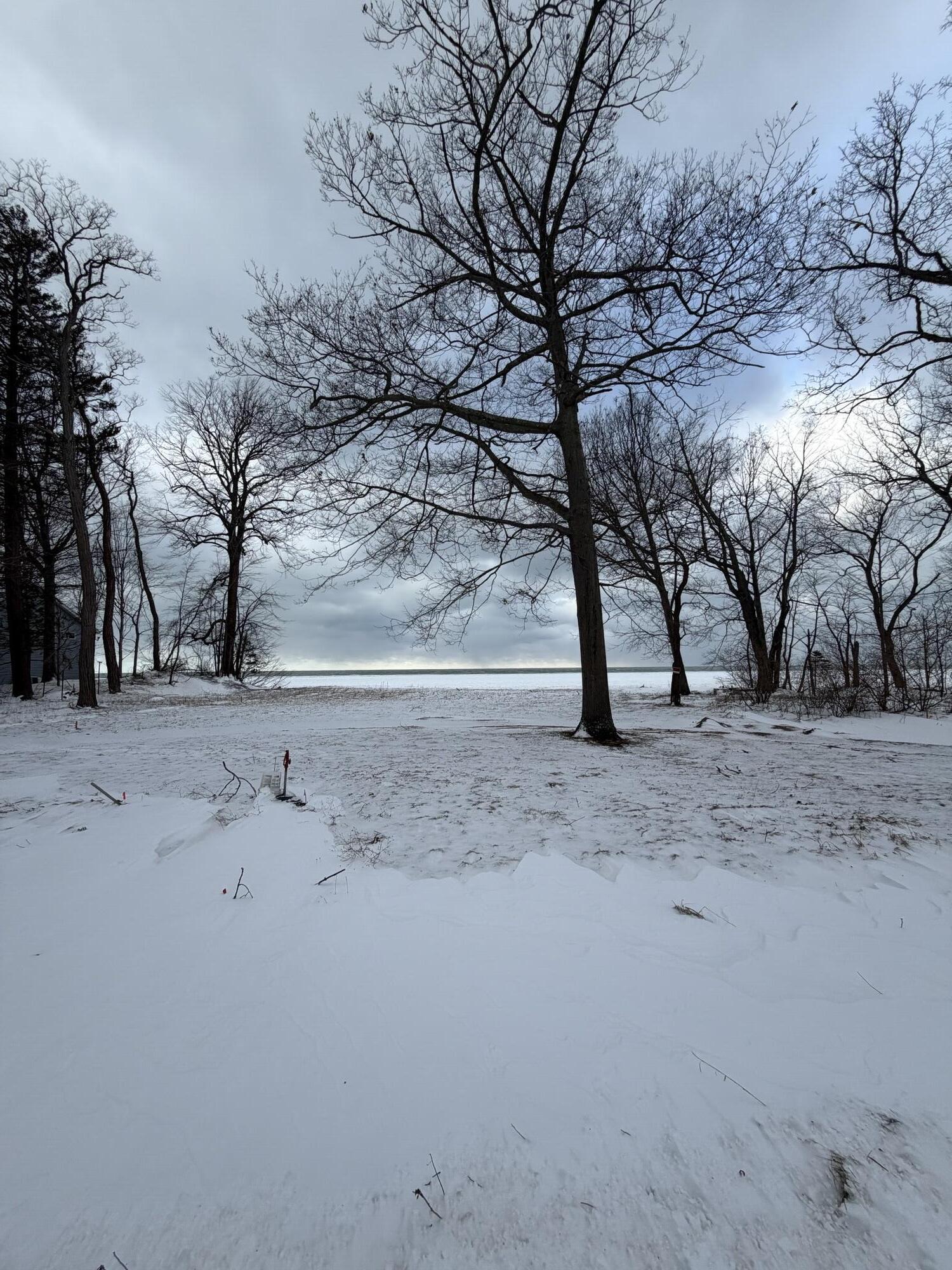 2268 Lakeshore Drive