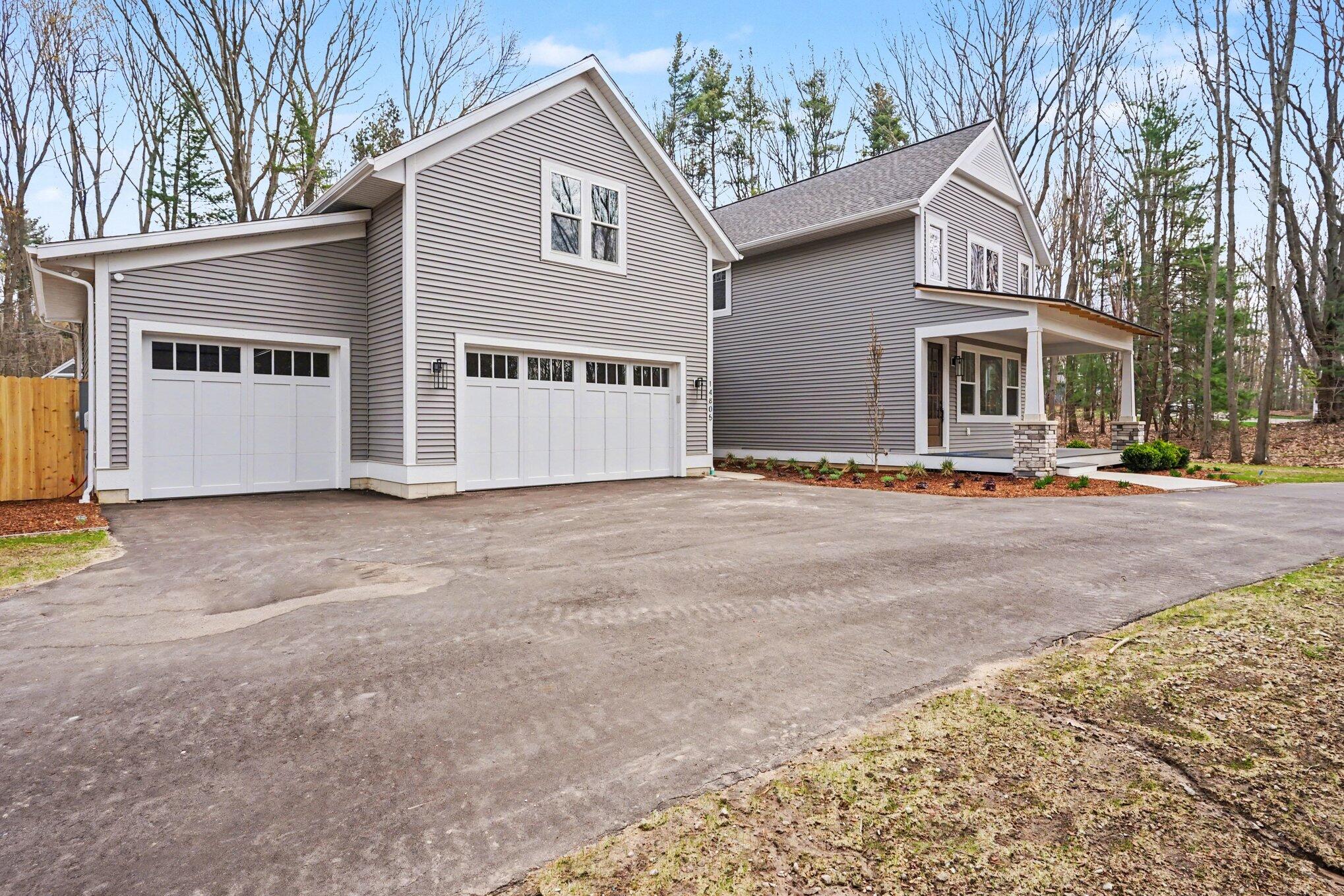 14805 Crest View Court