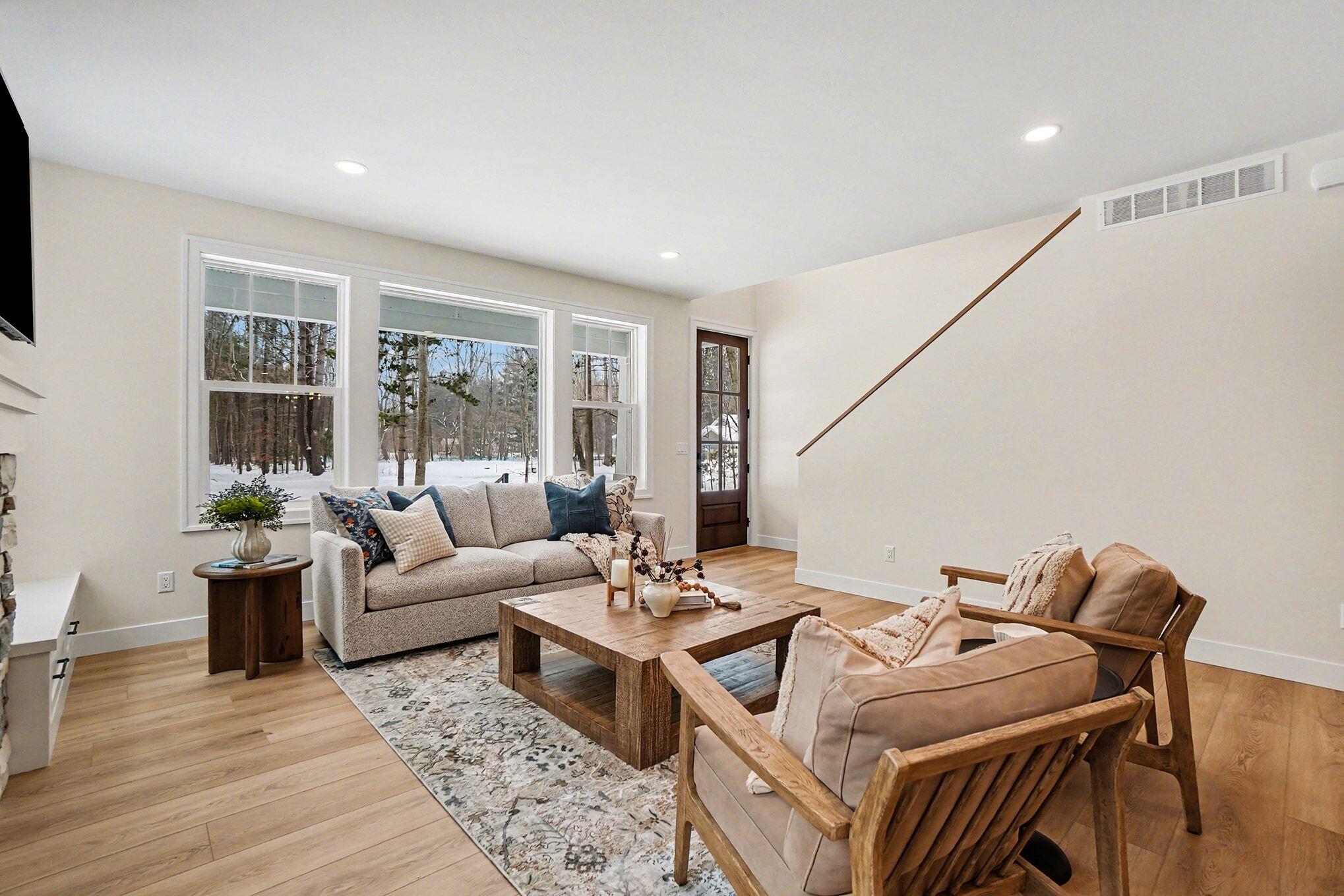 14805 Crest View Court