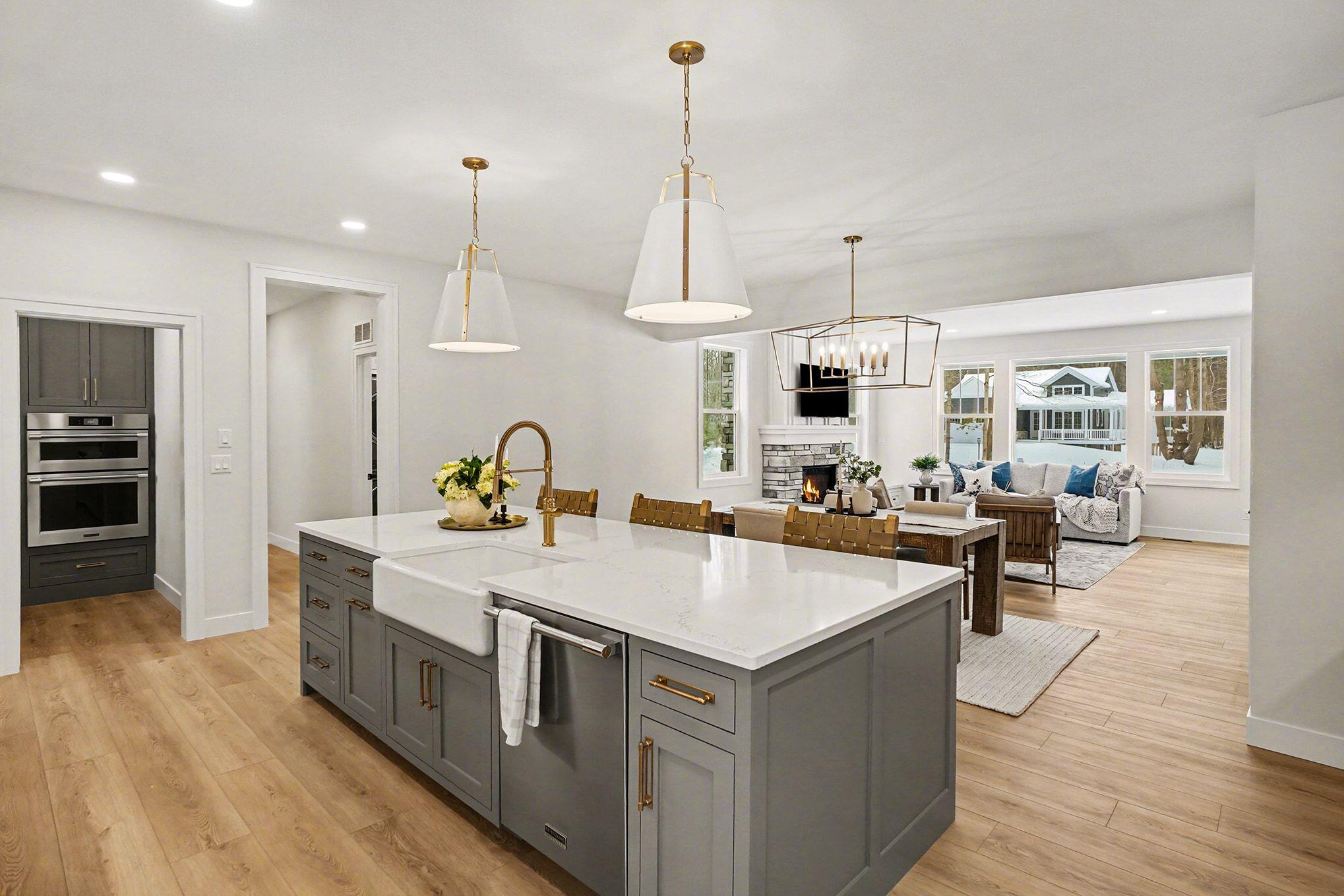 14805 Crest View Court