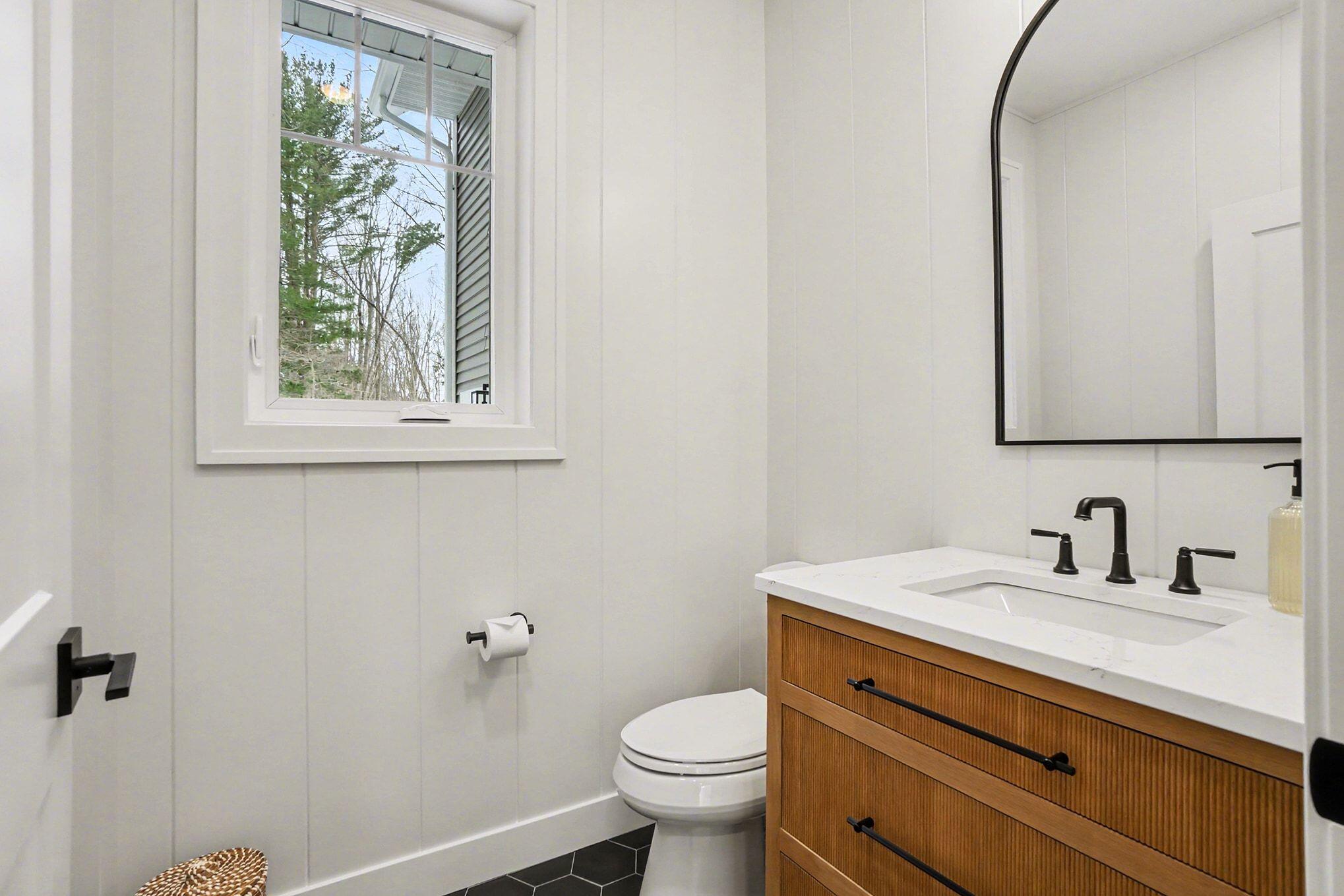 14805 Crest View Court