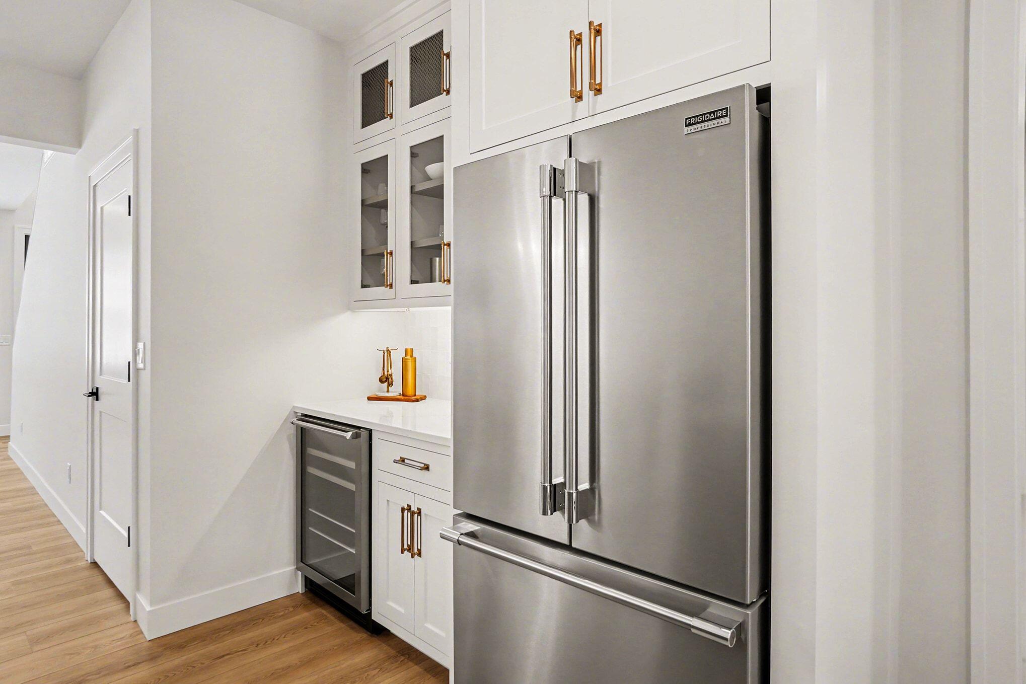 14805 Crest View Court