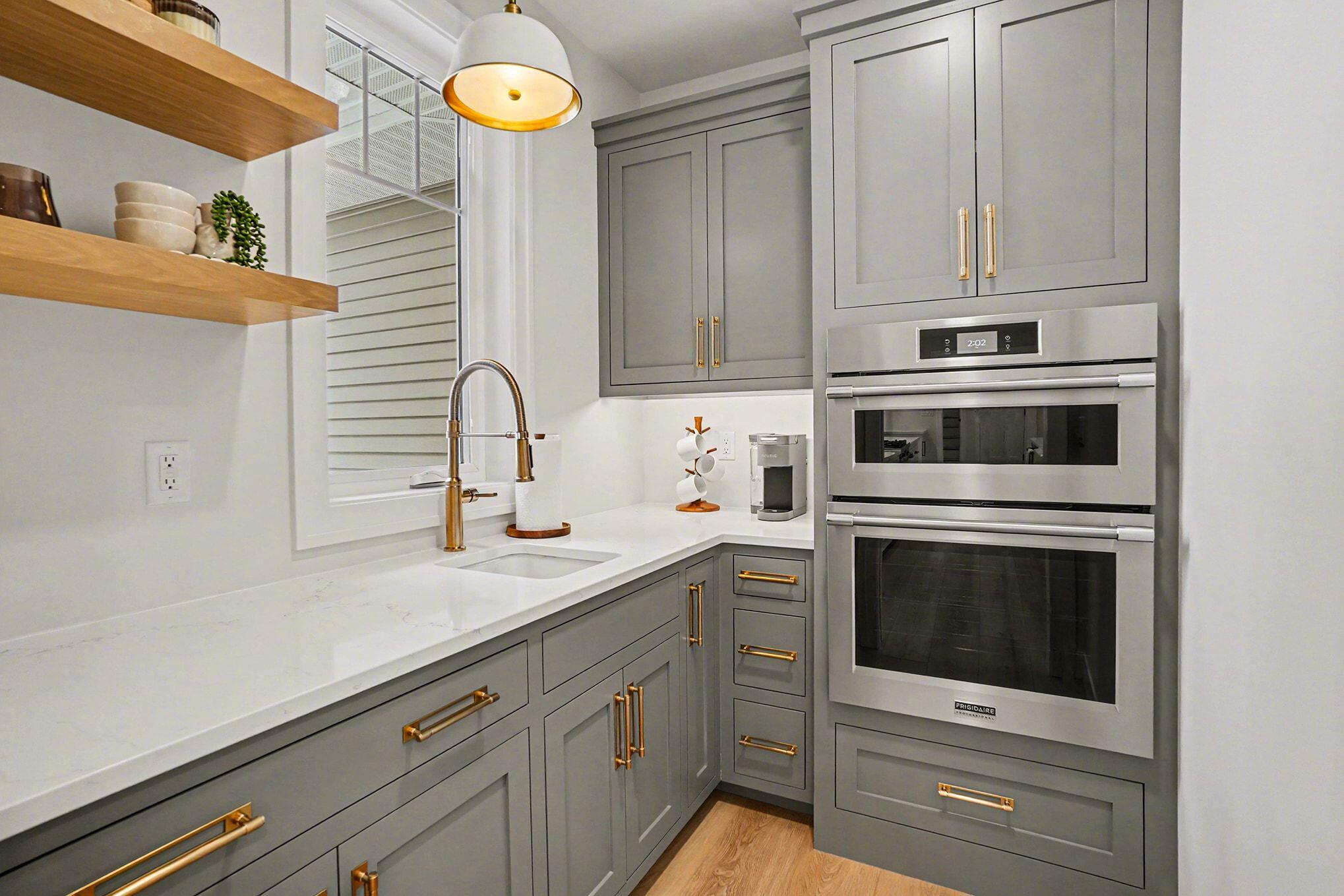 14805 Crest View Court