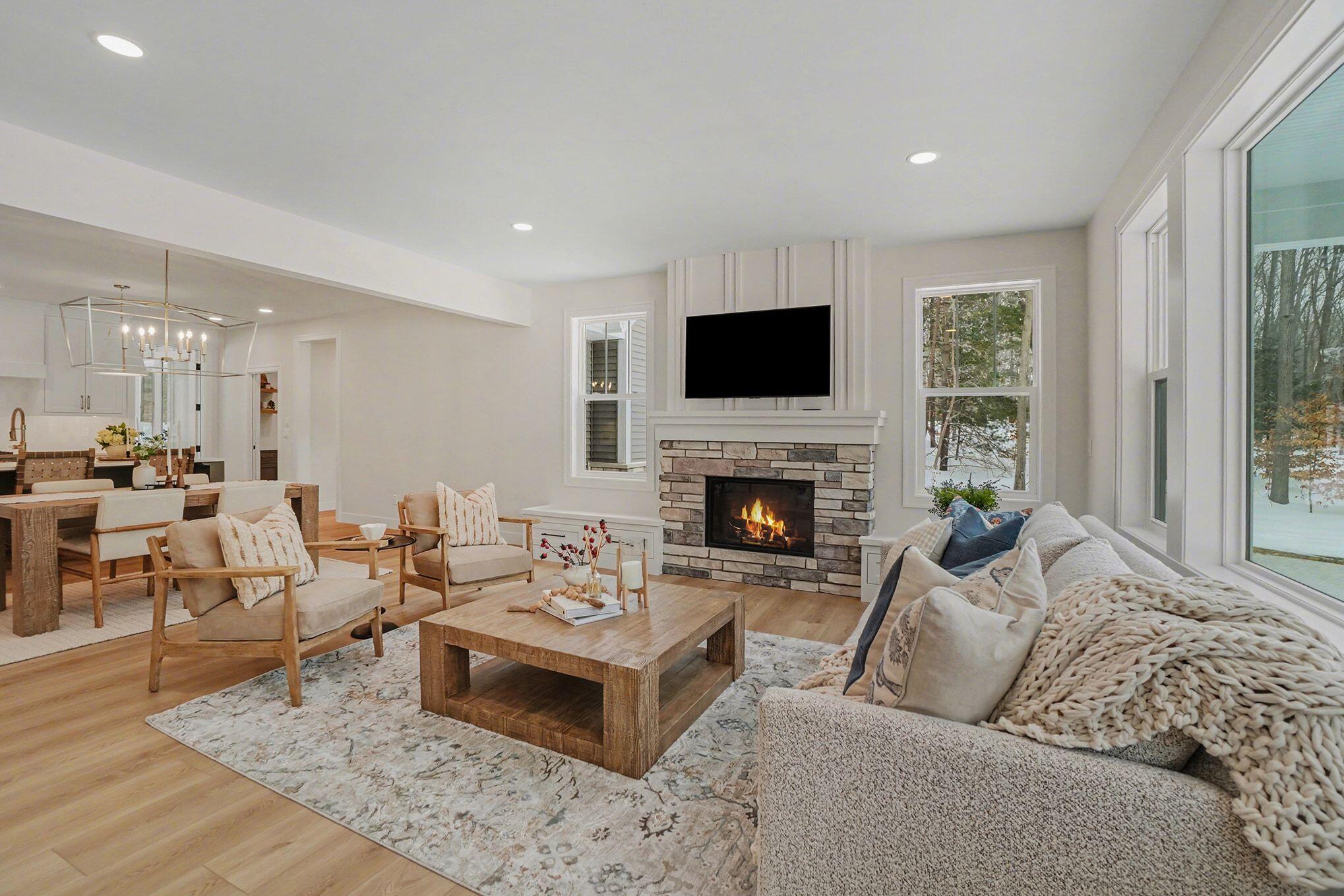 14805 Crest View Court