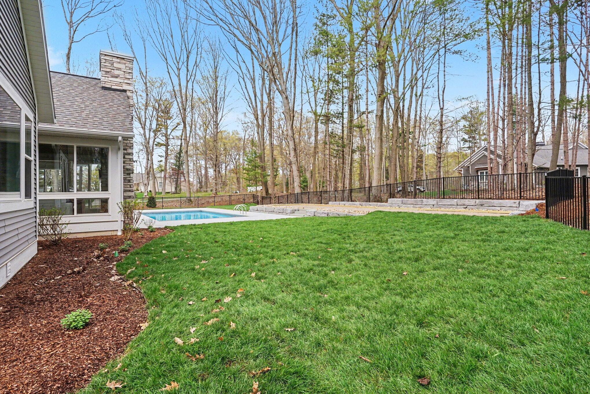 14805 Crest View Court