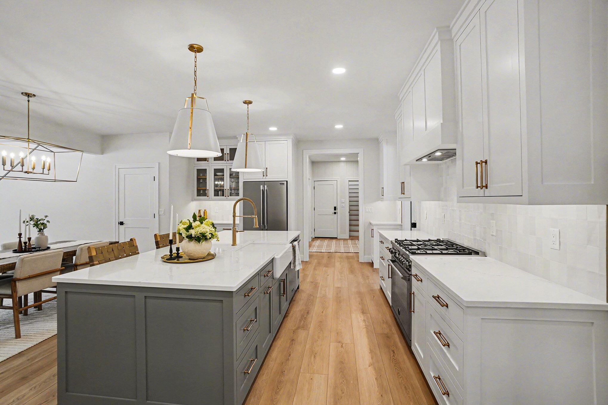 14805 Crest View Court