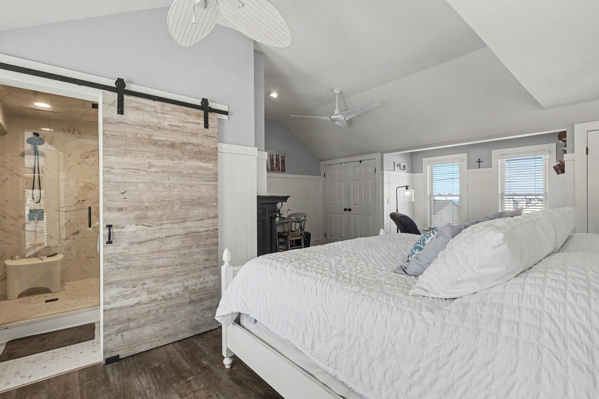 800 North Shore Drive 1