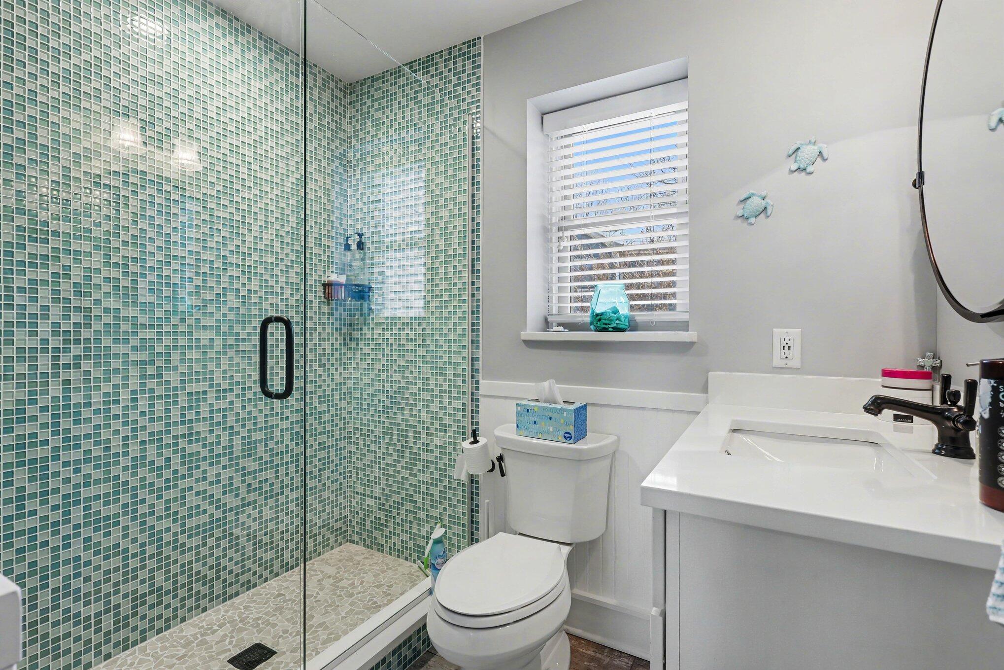 800 North Shore Drive 1