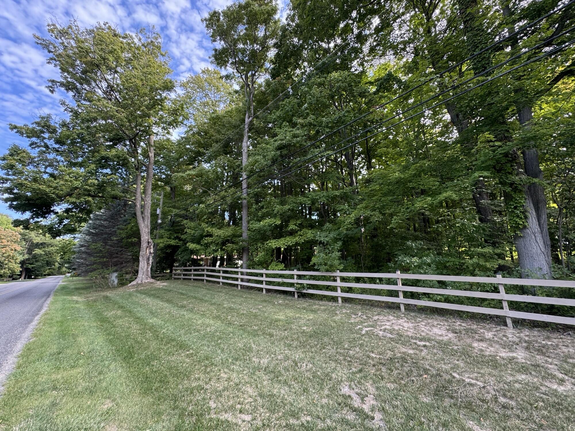 14606 Crest View Court