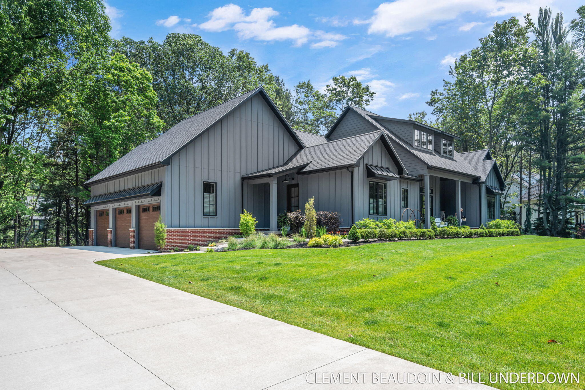 3341 Gaslight Lane