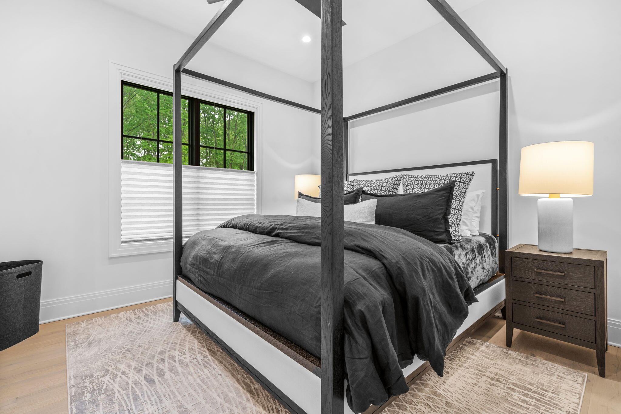 3341 Gaslight Lane