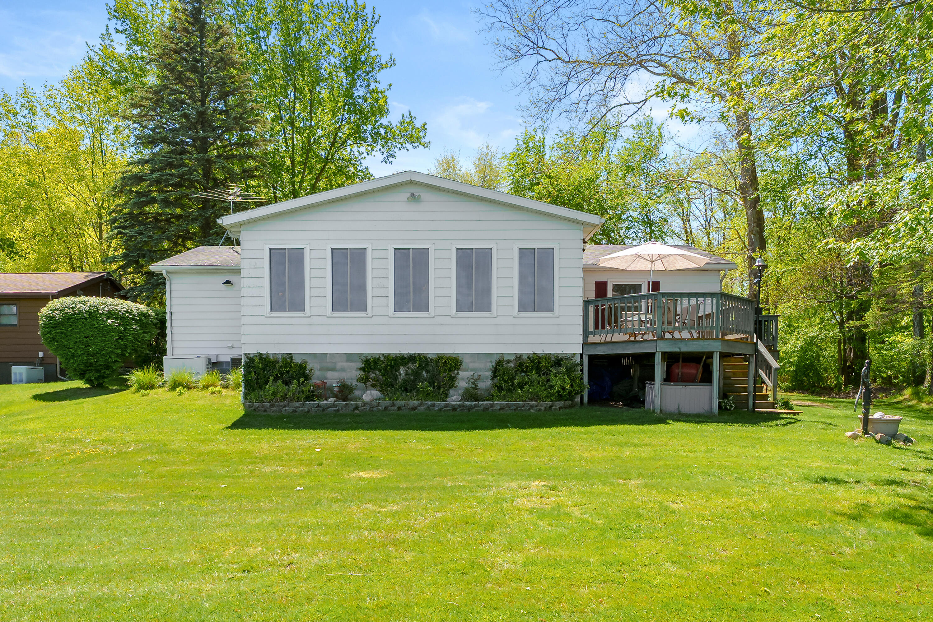 51860 County Road 384
