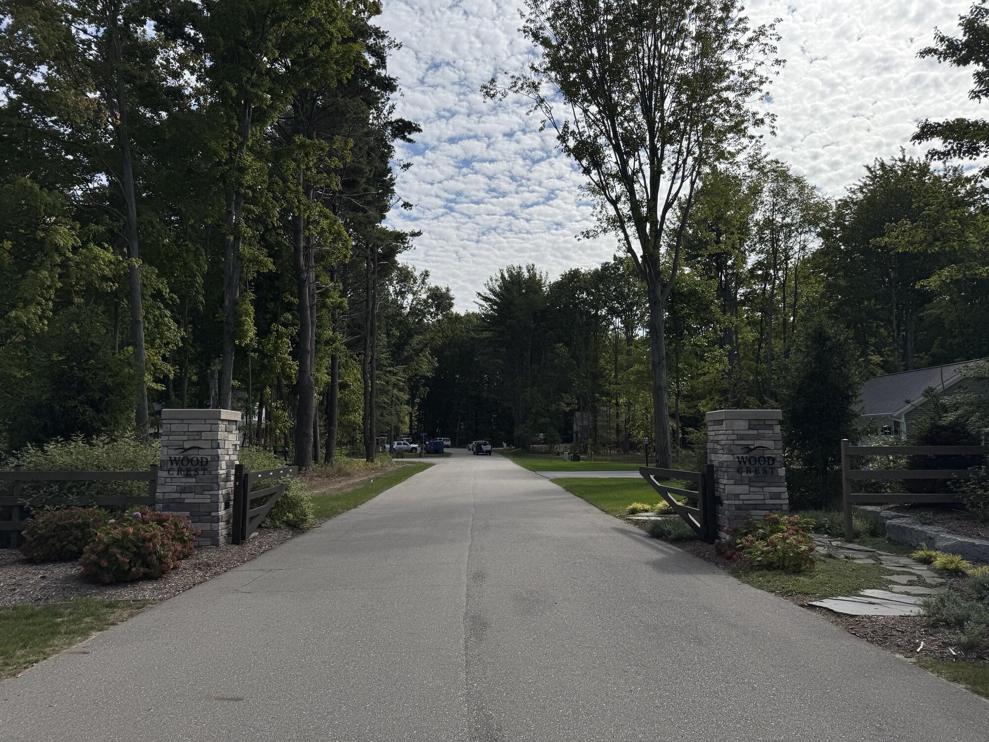 14672 Crest View Court