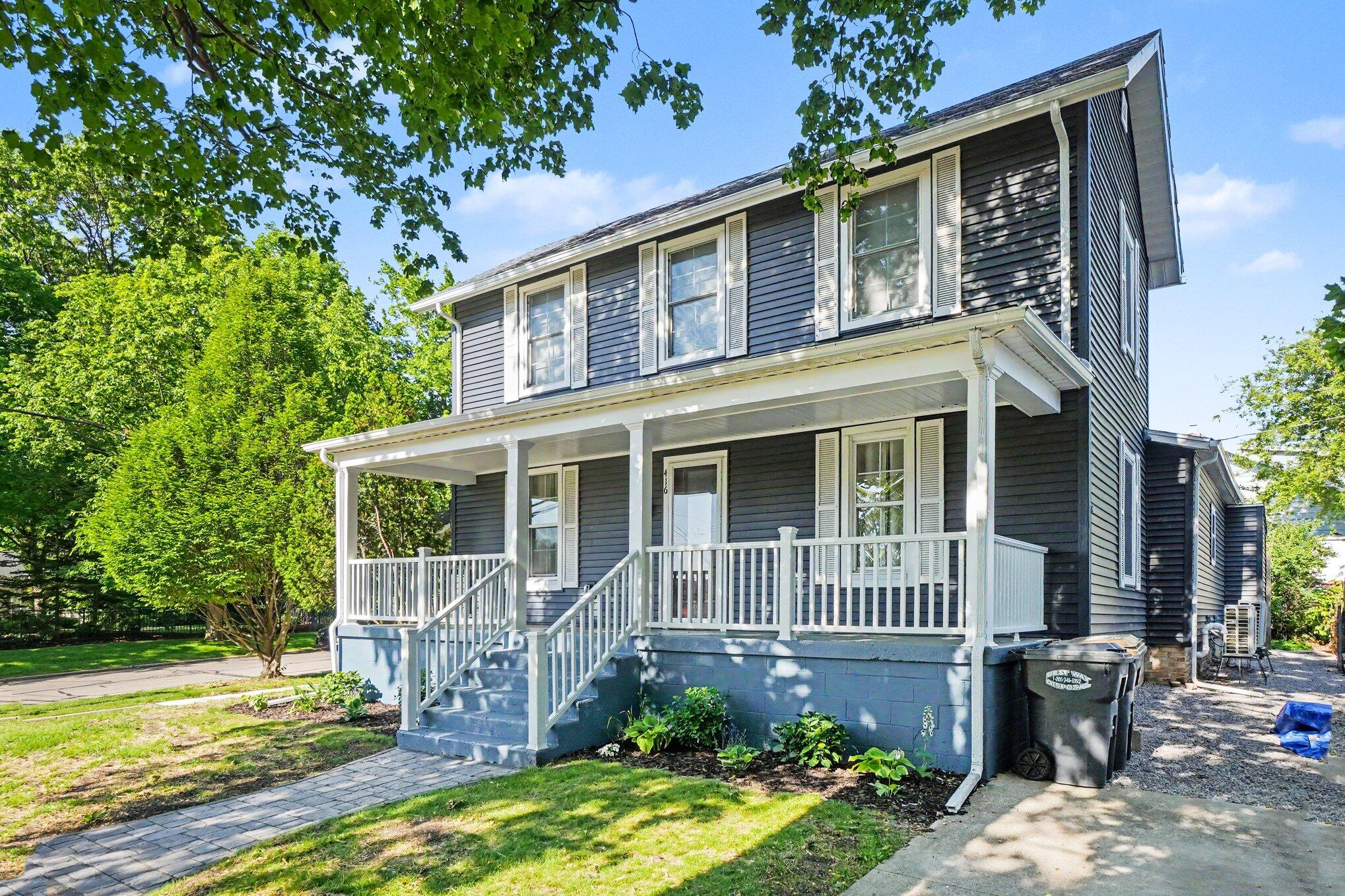 416 Center Street