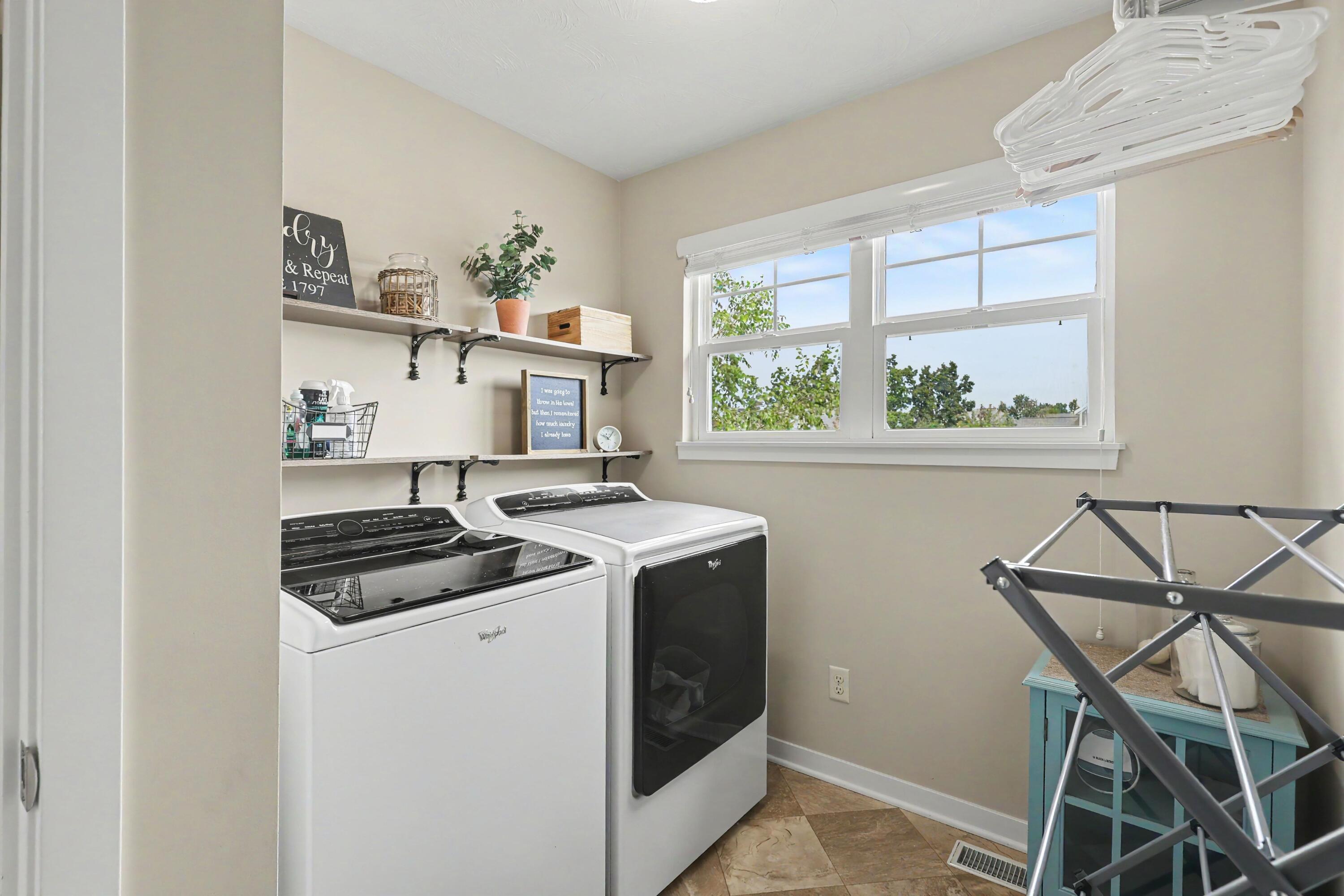 3358 Camrose Drive