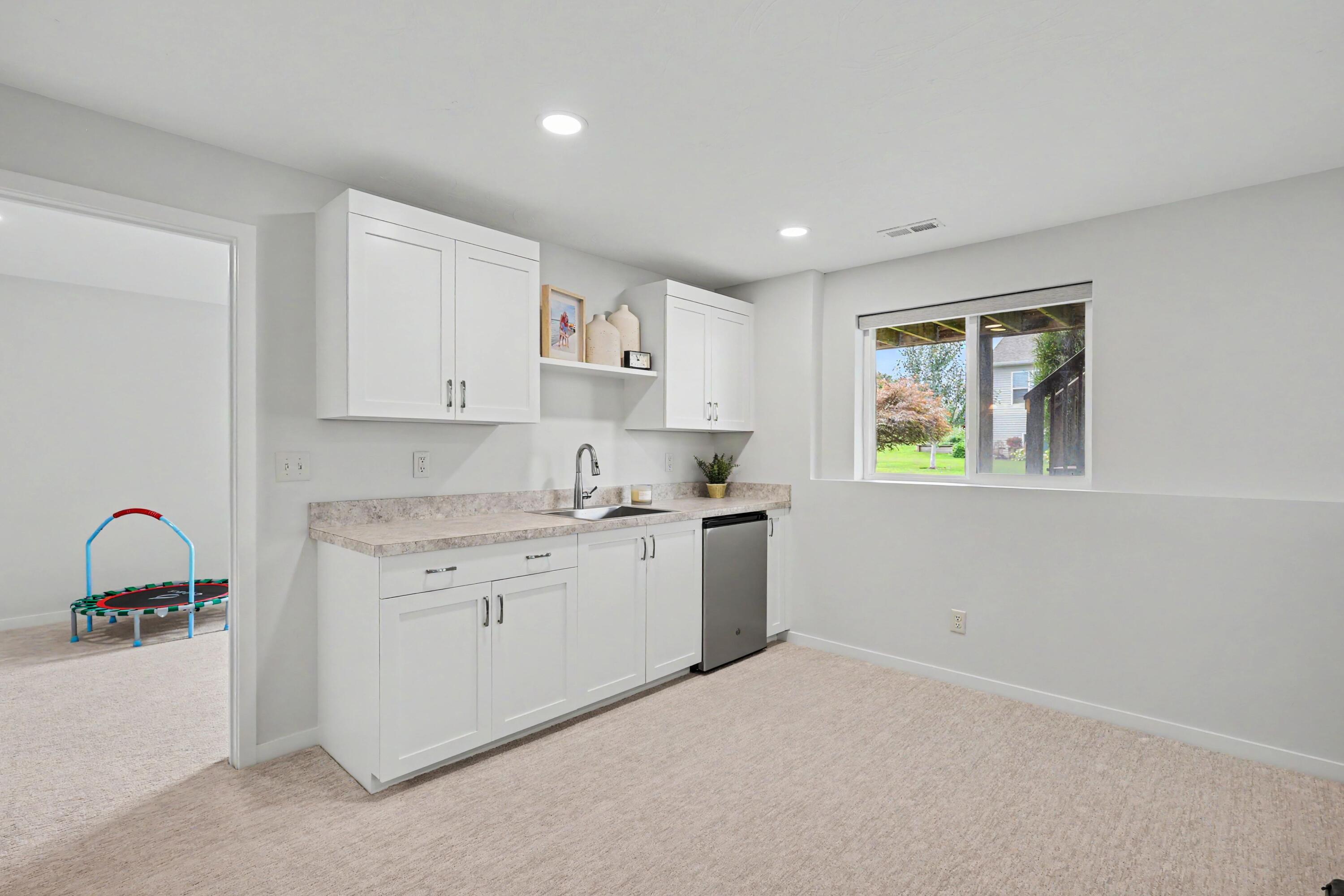 3358 Camrose Drive