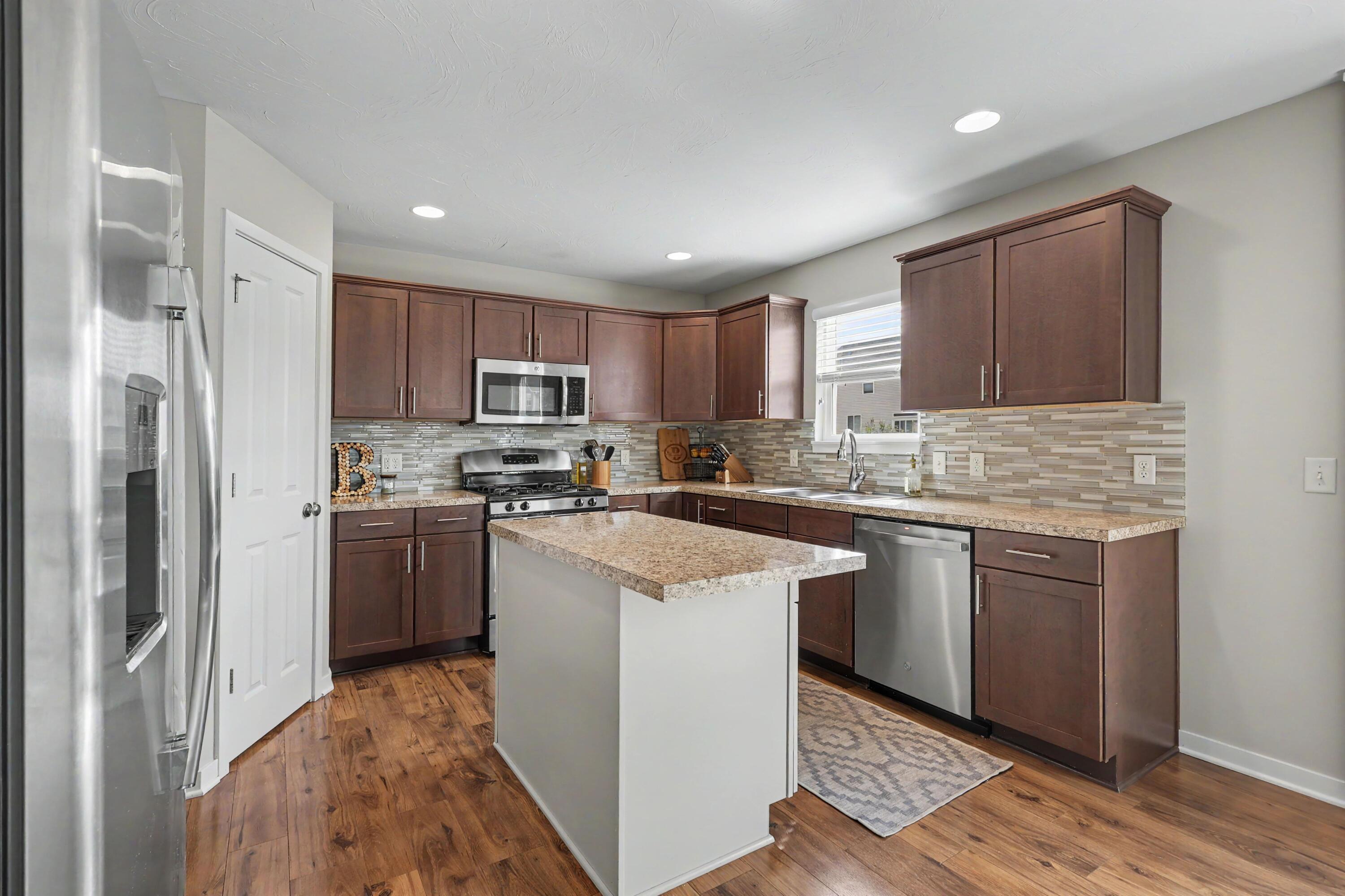3358 Camrose Drive
