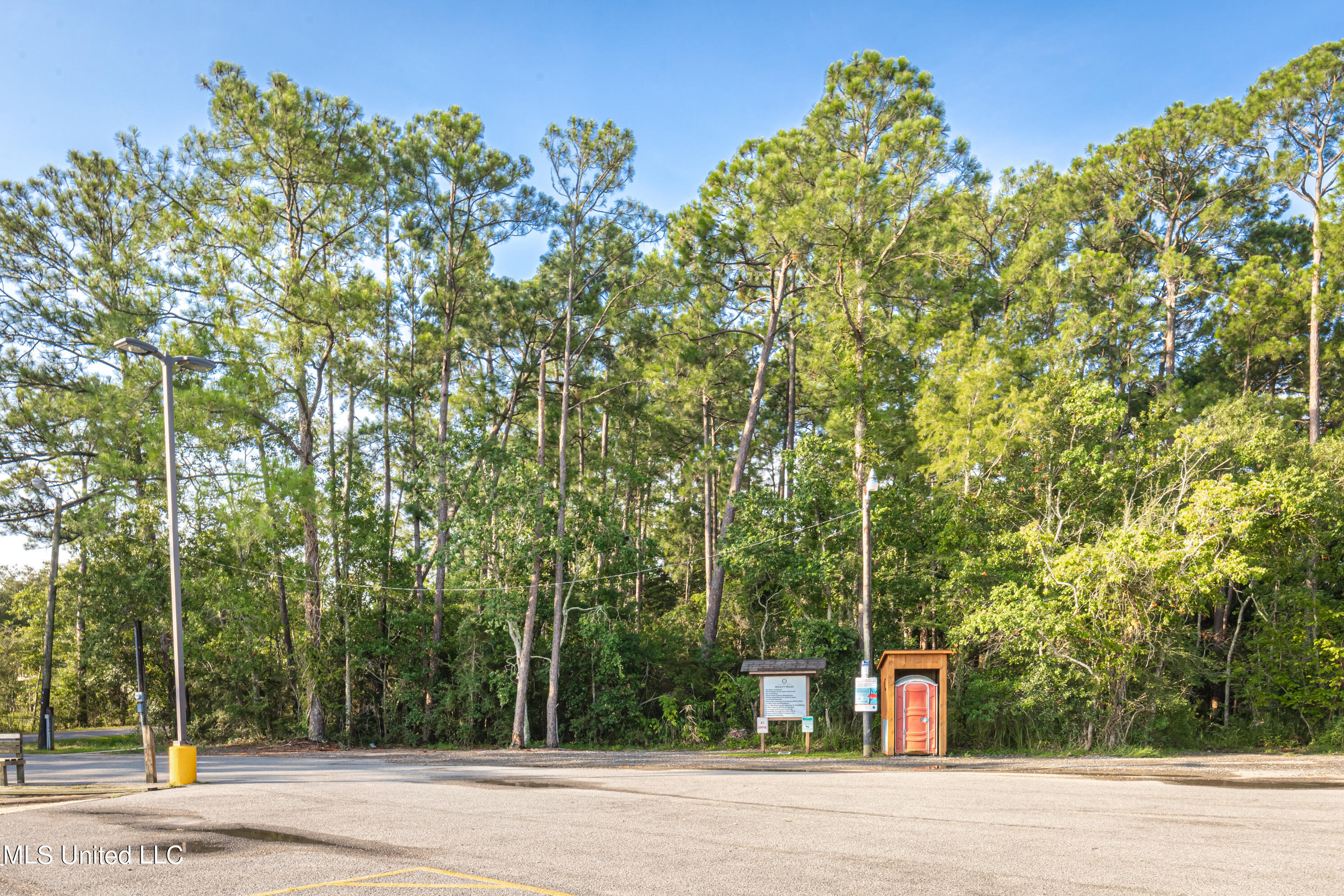 Bristol Blvd Boulevard