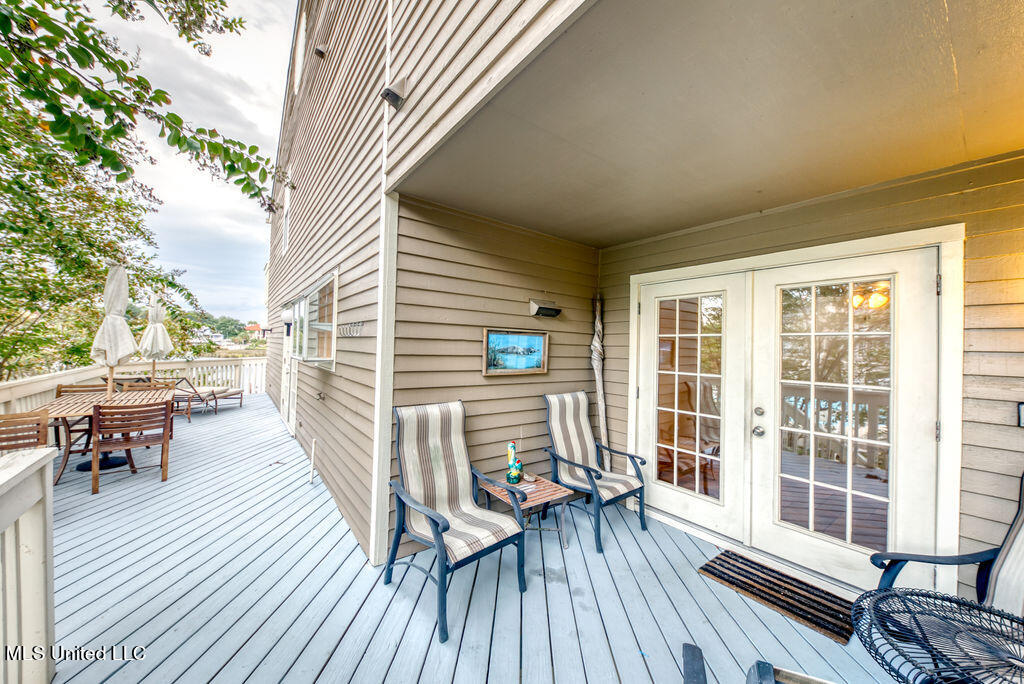 717 Bienville Boulevard, A1