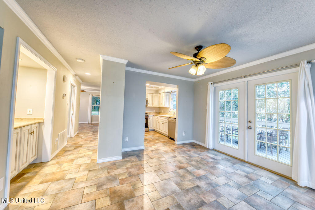 717 Bienville Boulevard, A1