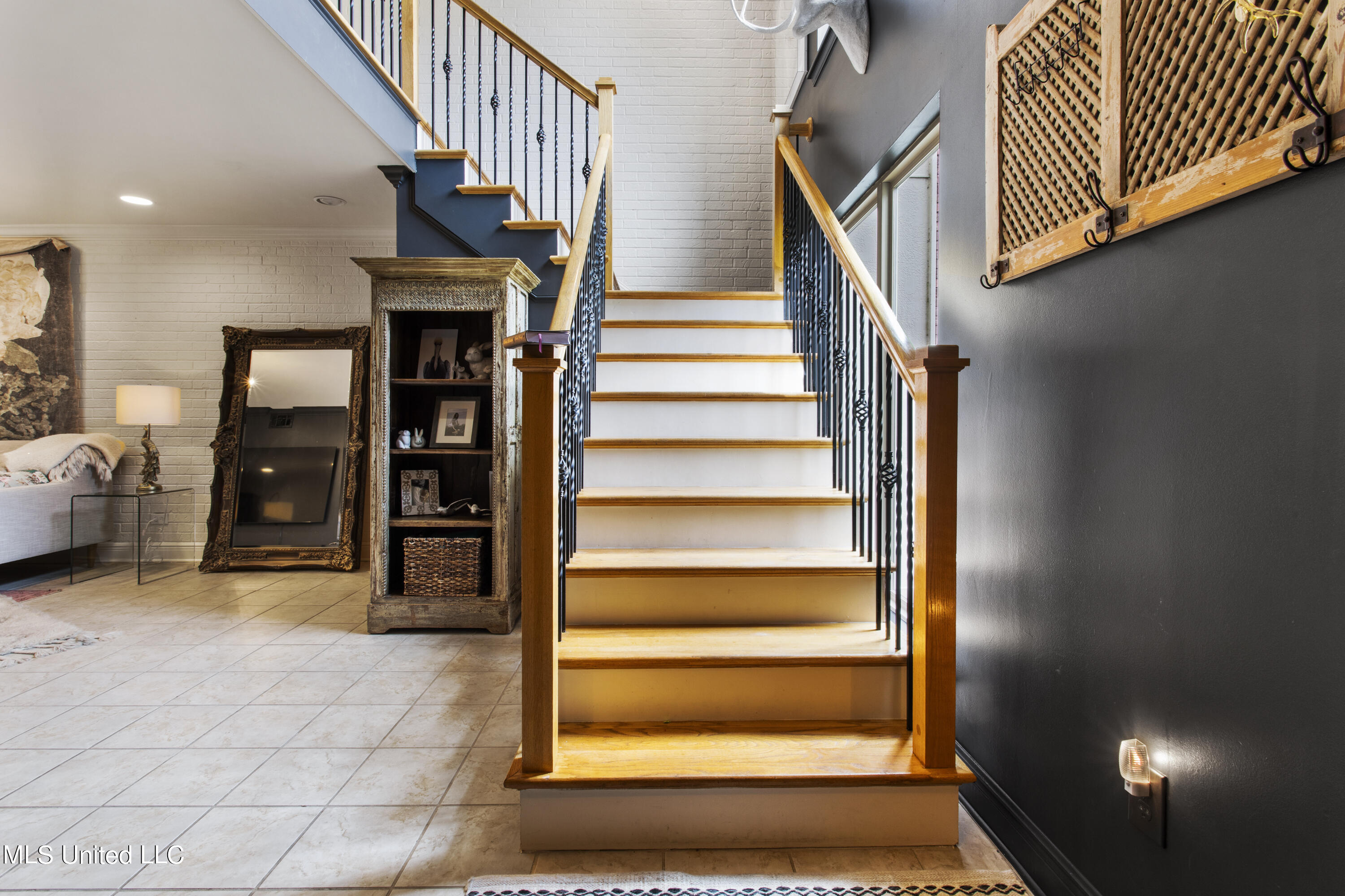 527 Front Beach, 22