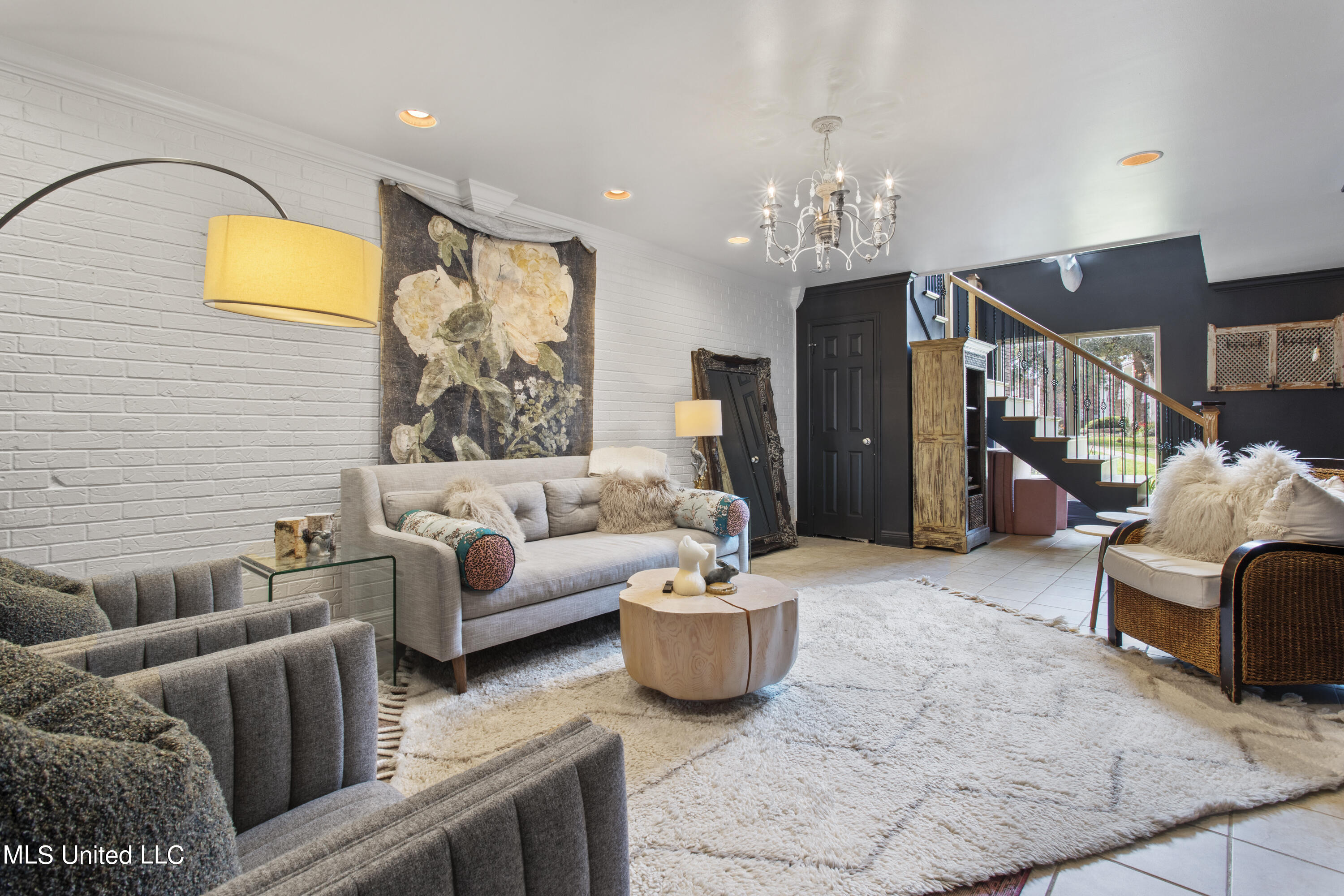 527 Front Beach, 22