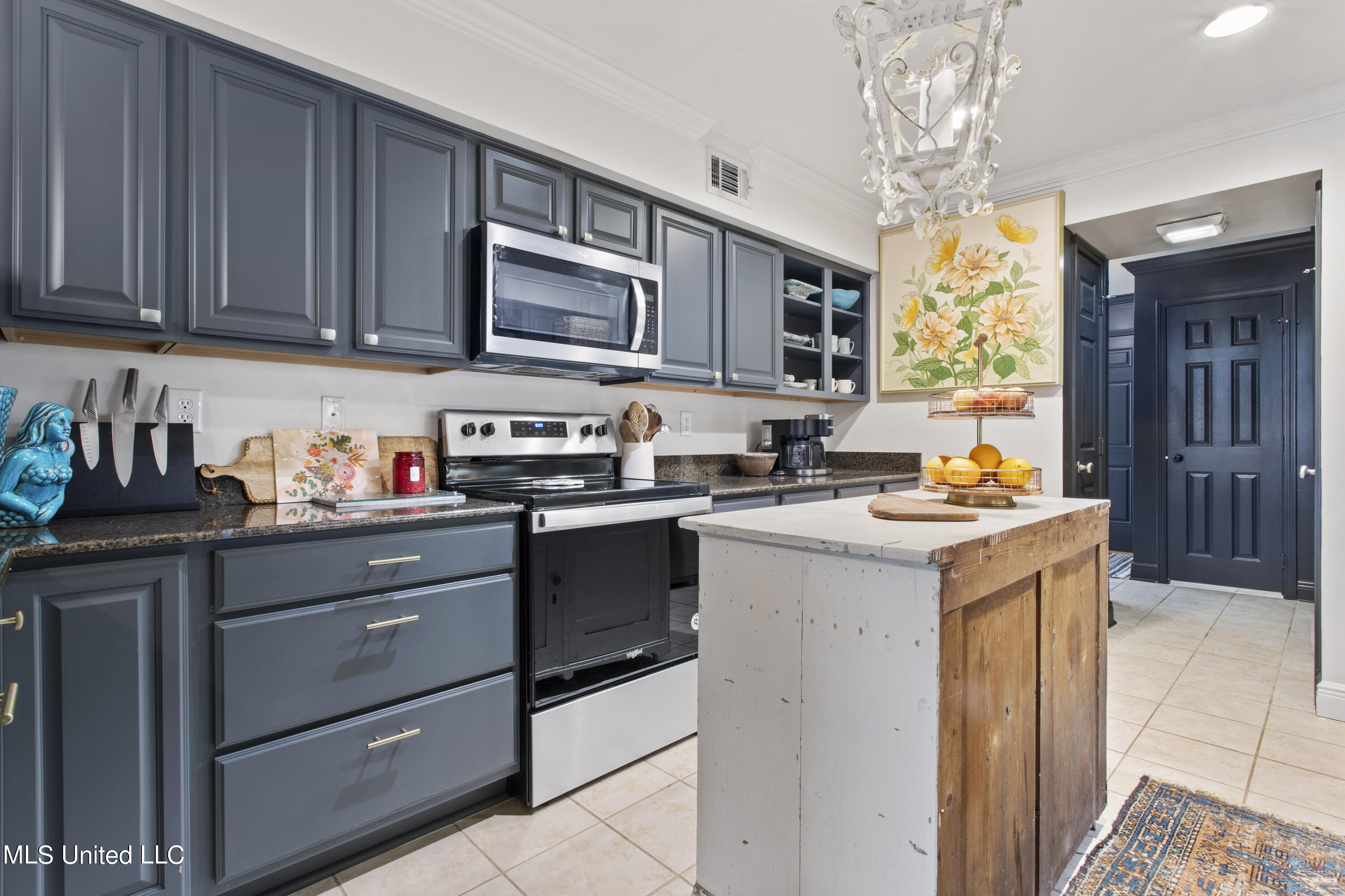 527 Front Beach, 22