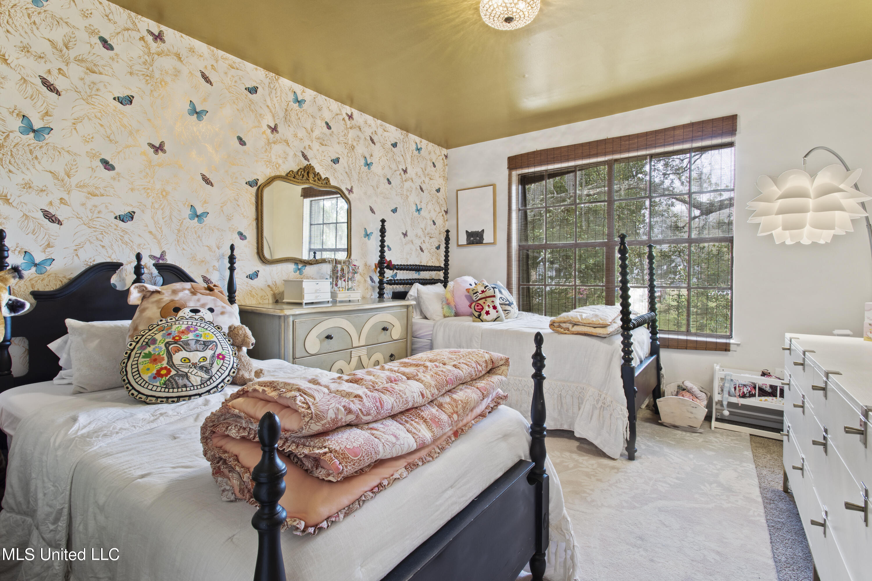 527 Front Beach, 22