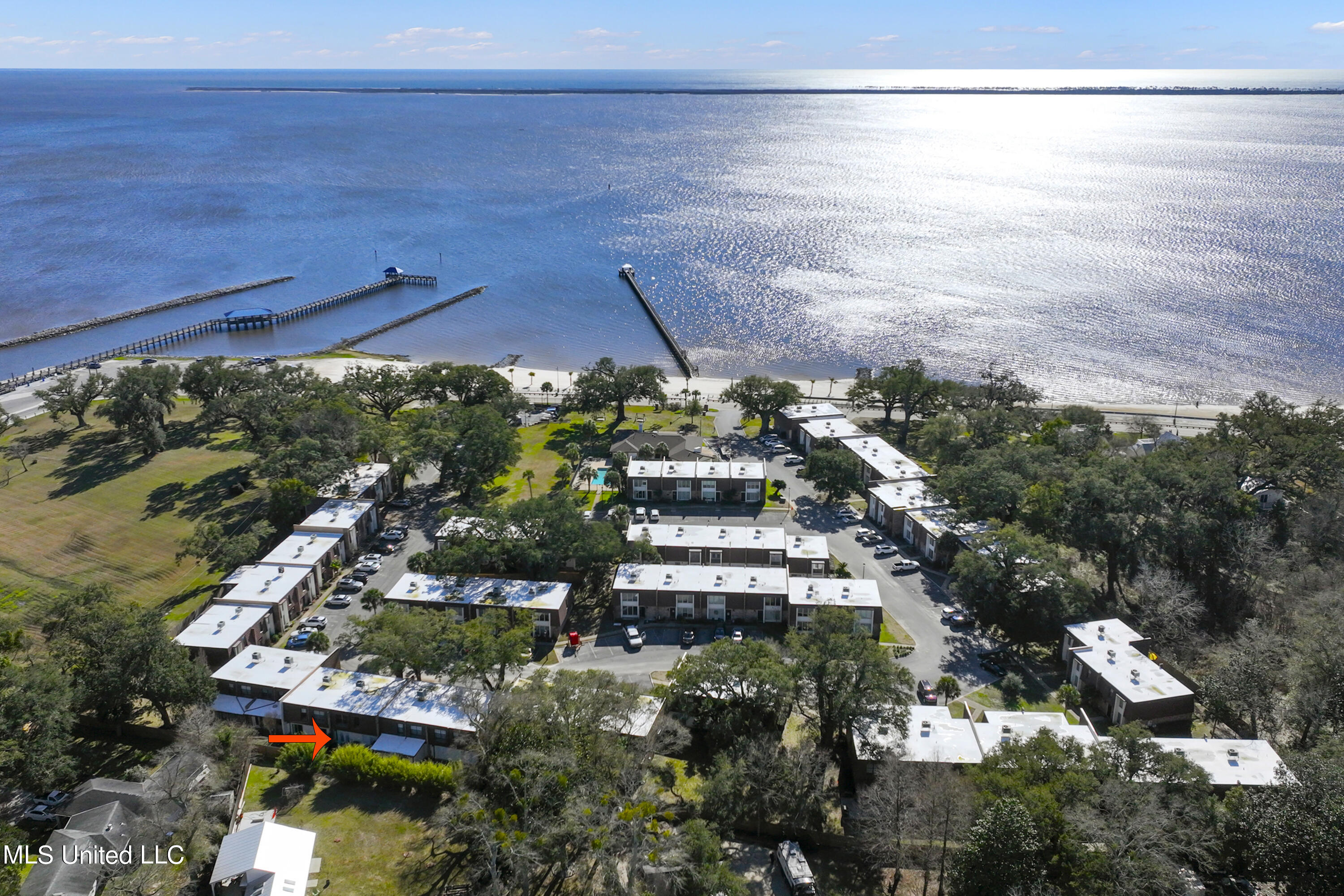 527 Front Beach Drive, 34