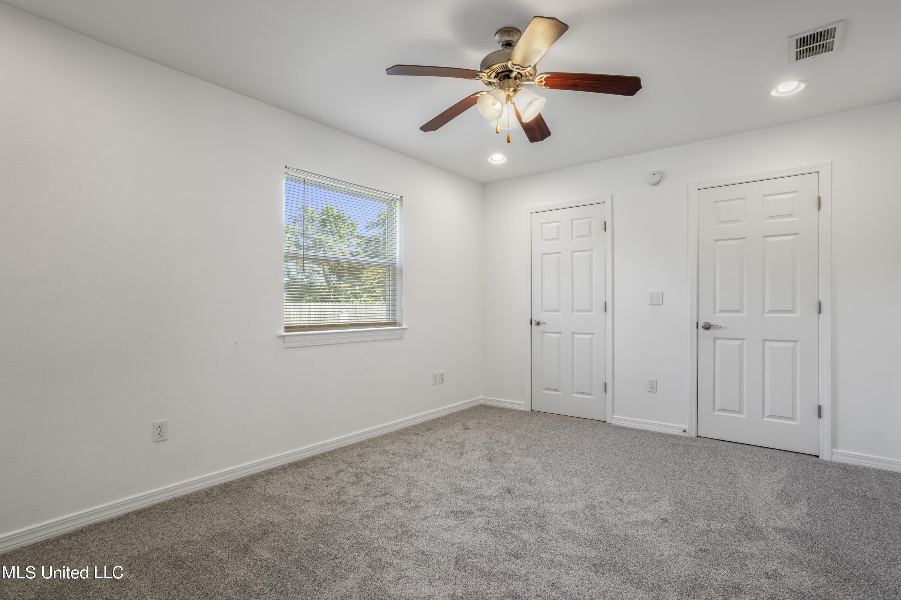 1282 Beach Boulevard, 104