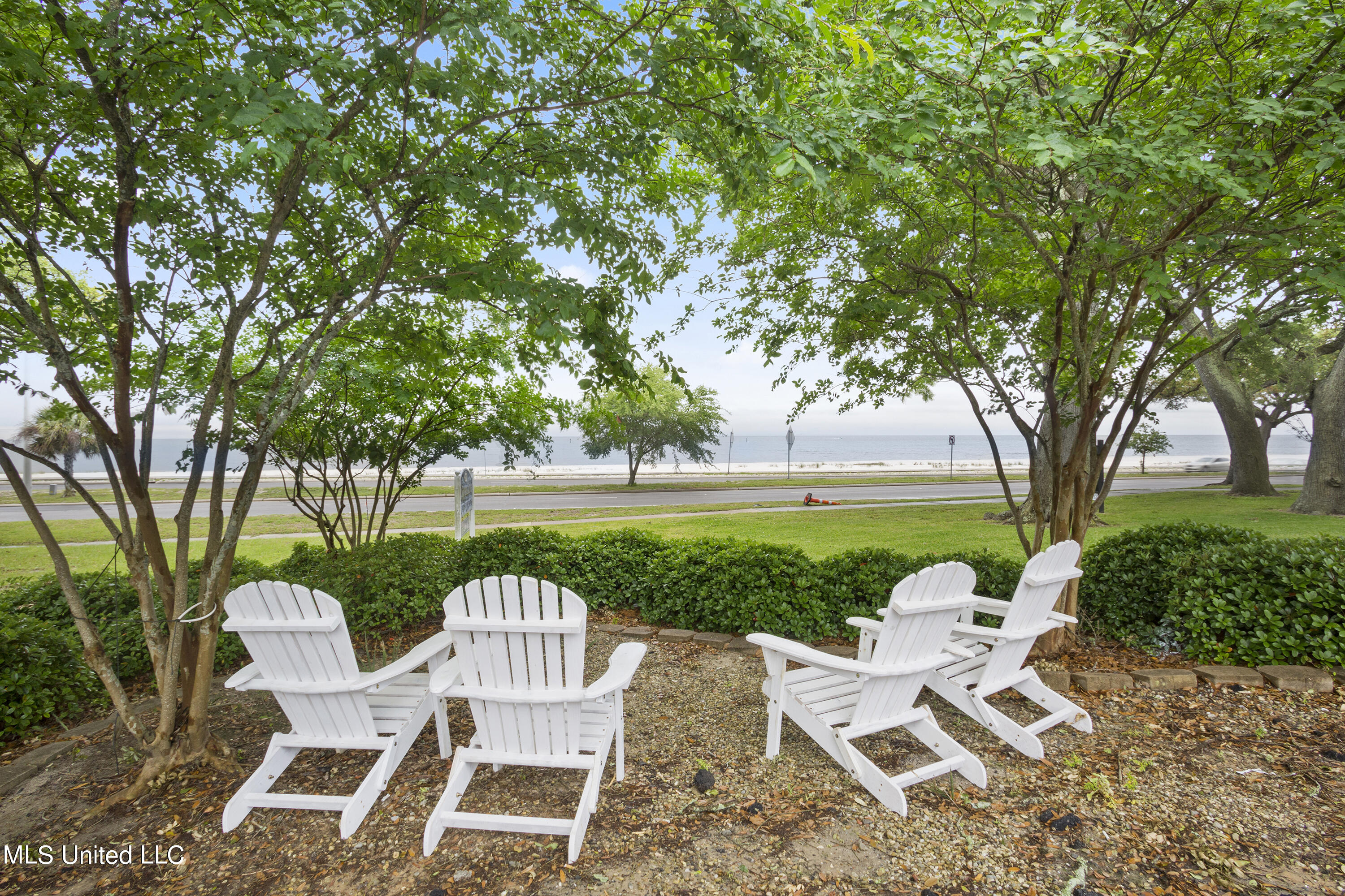 1282 Beach Boulevard, 104