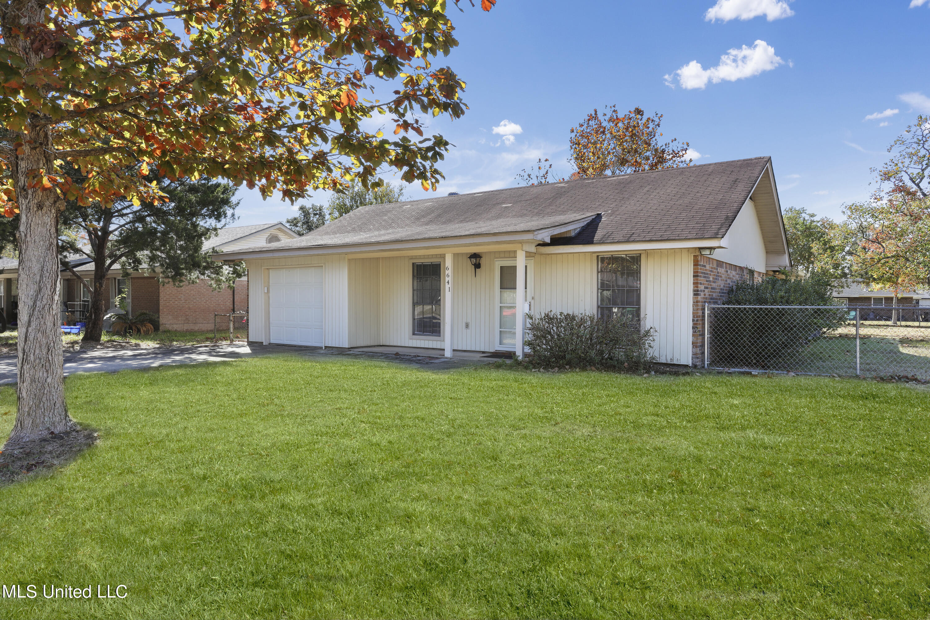 6641 Cortez Circle