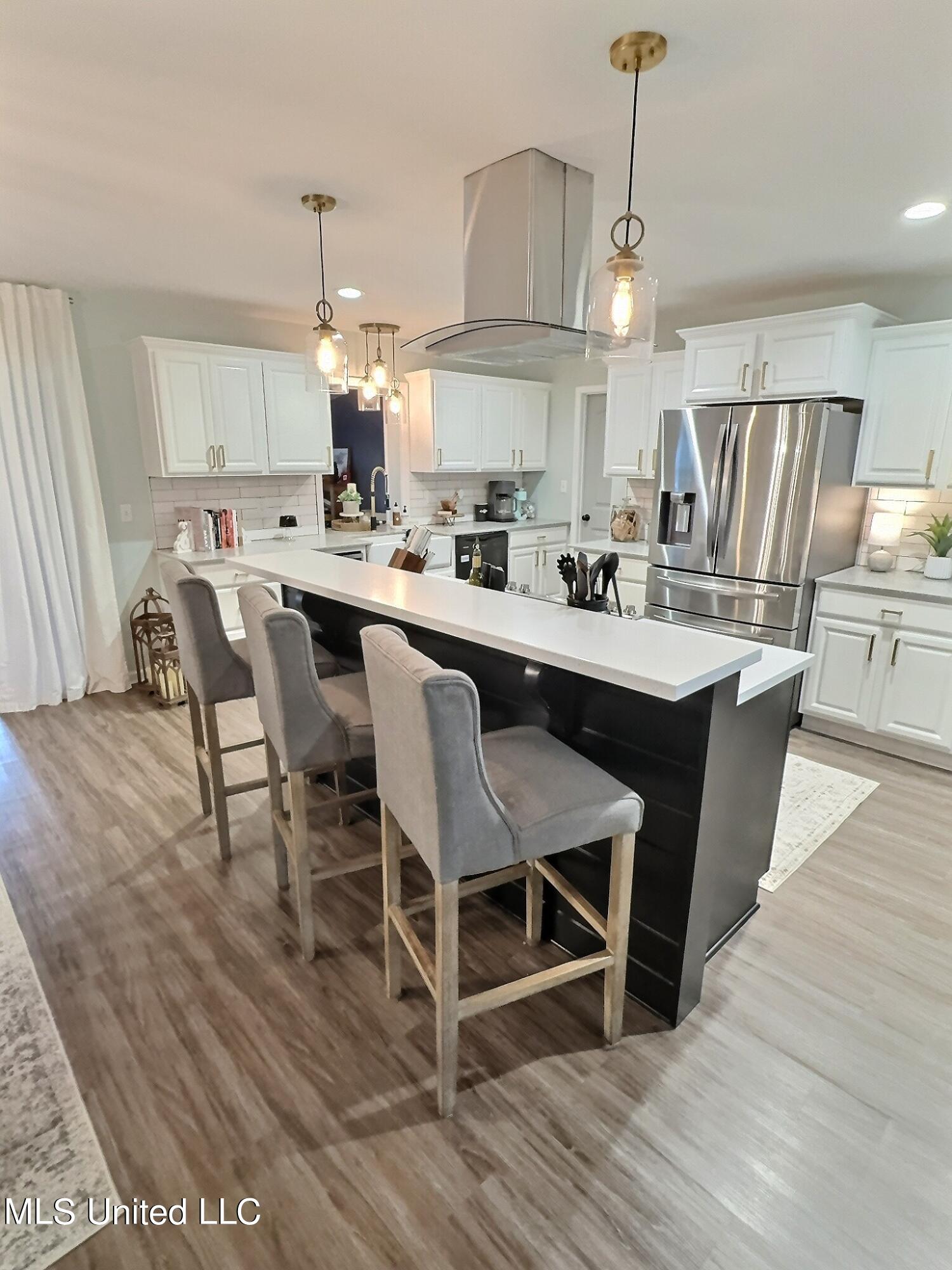 2800 Lawnwood Drive