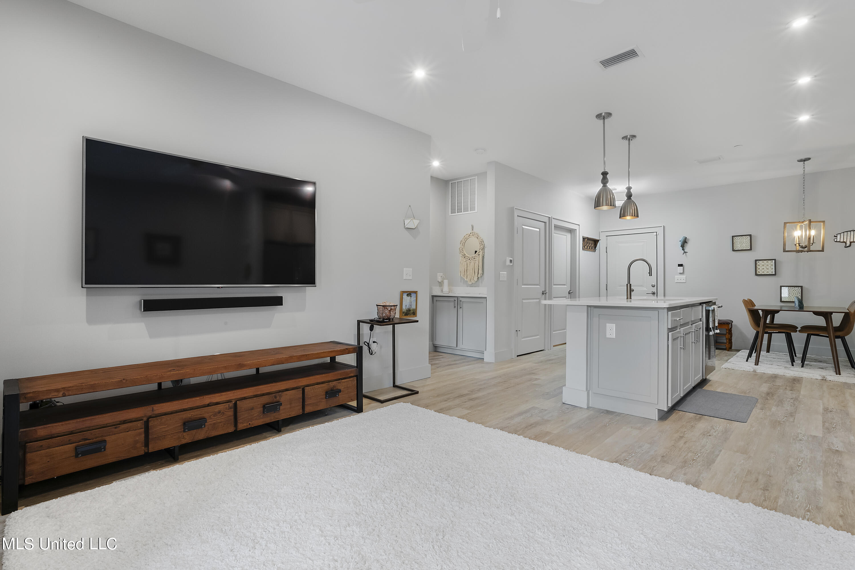 2501 Bienville #515 Boulevard, 515