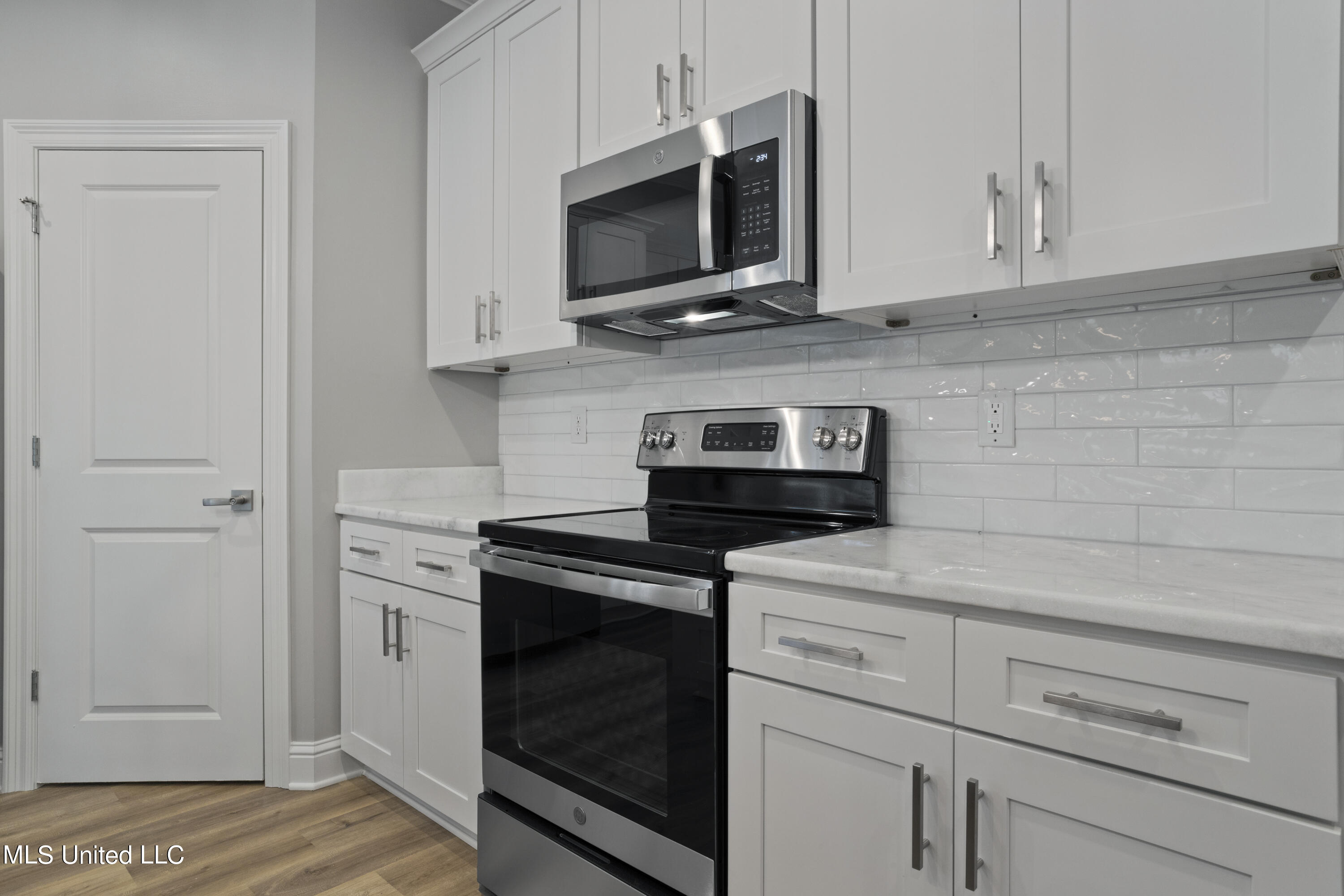 8720 Live Oak Street