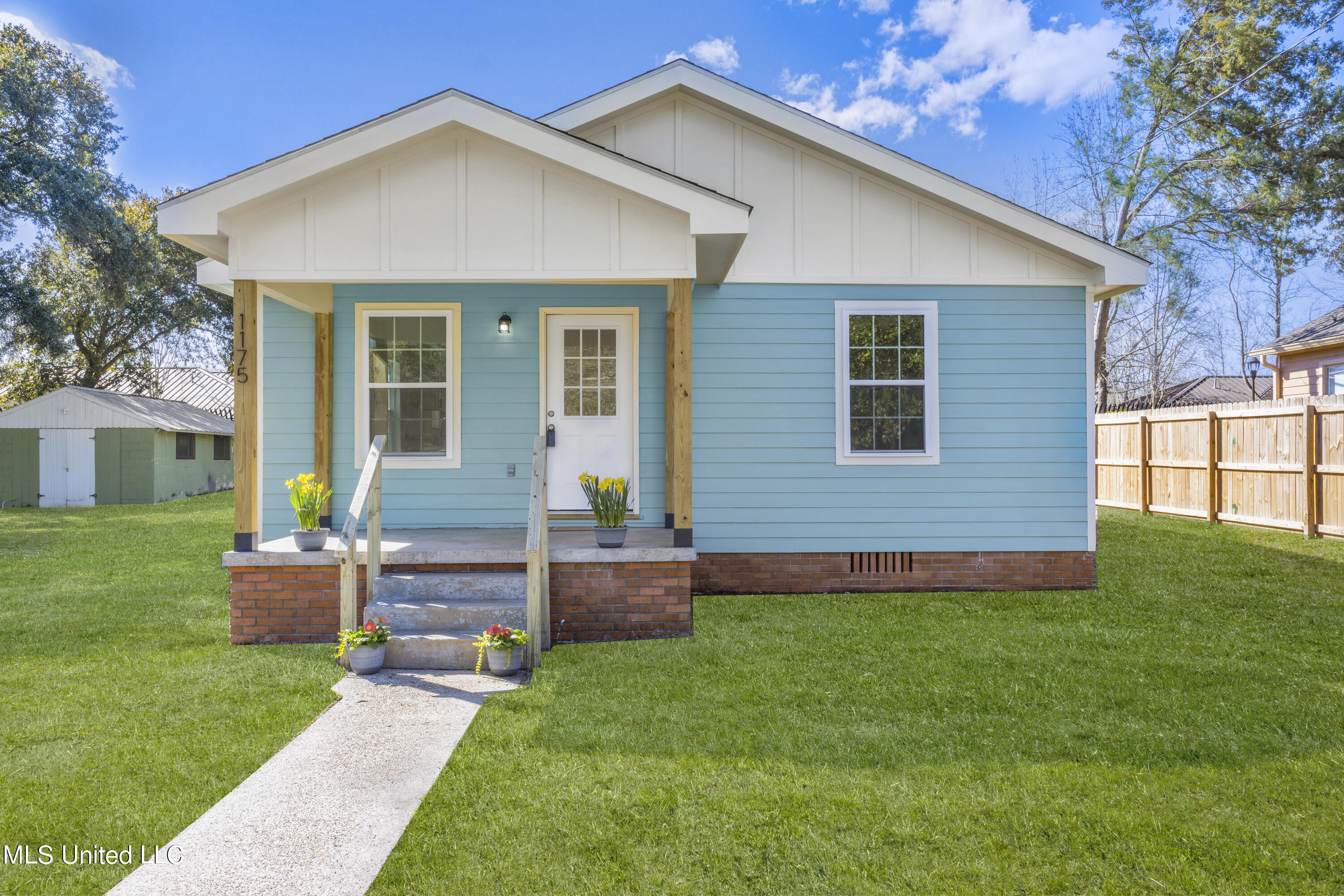 1175 Lafayette Street