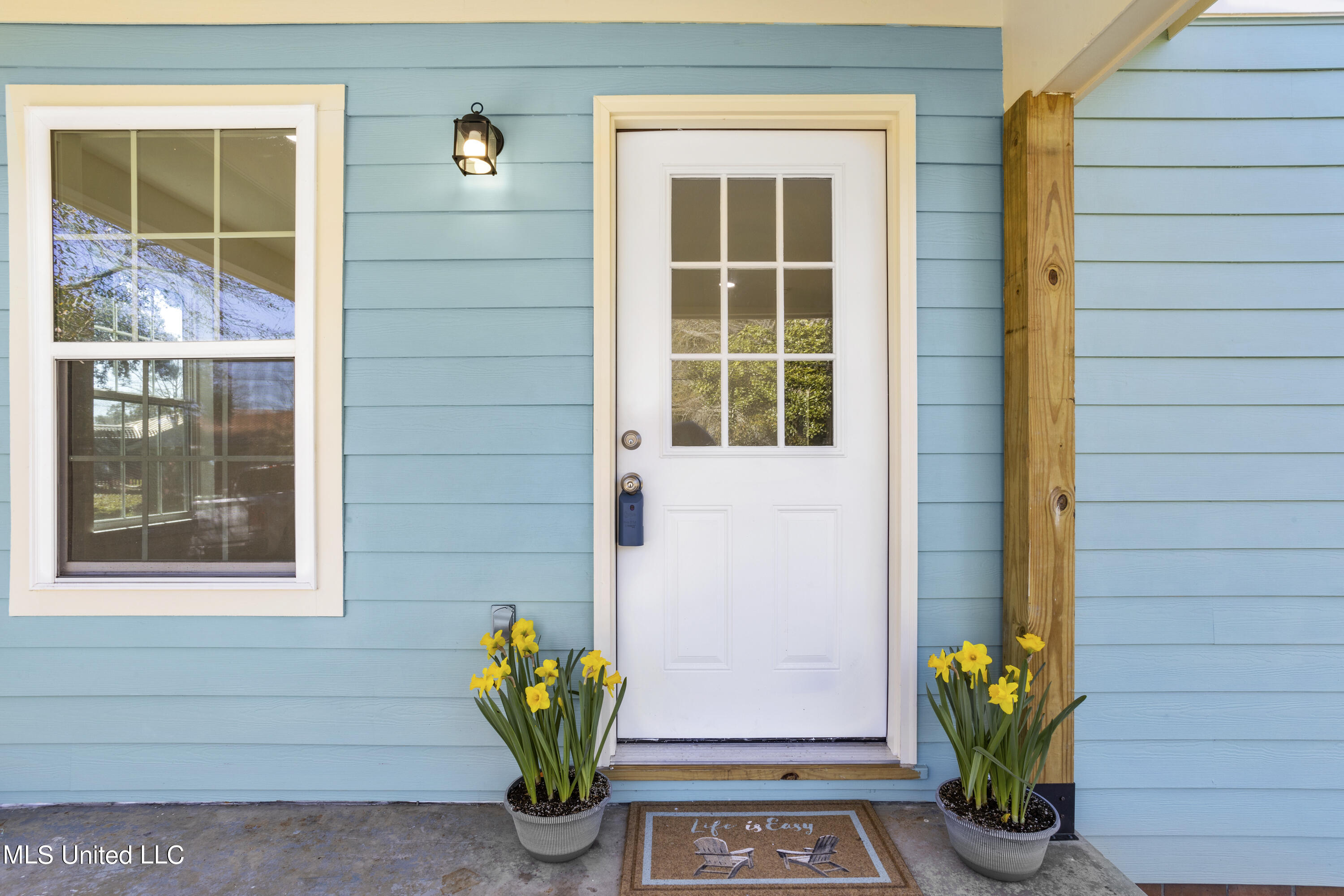 1175 Lafayette Street