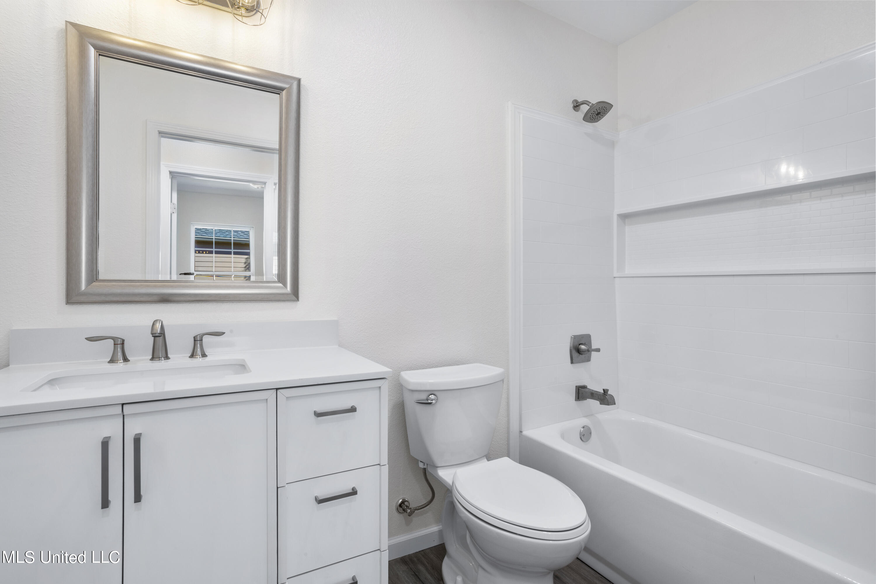 1175 Lafayette Street