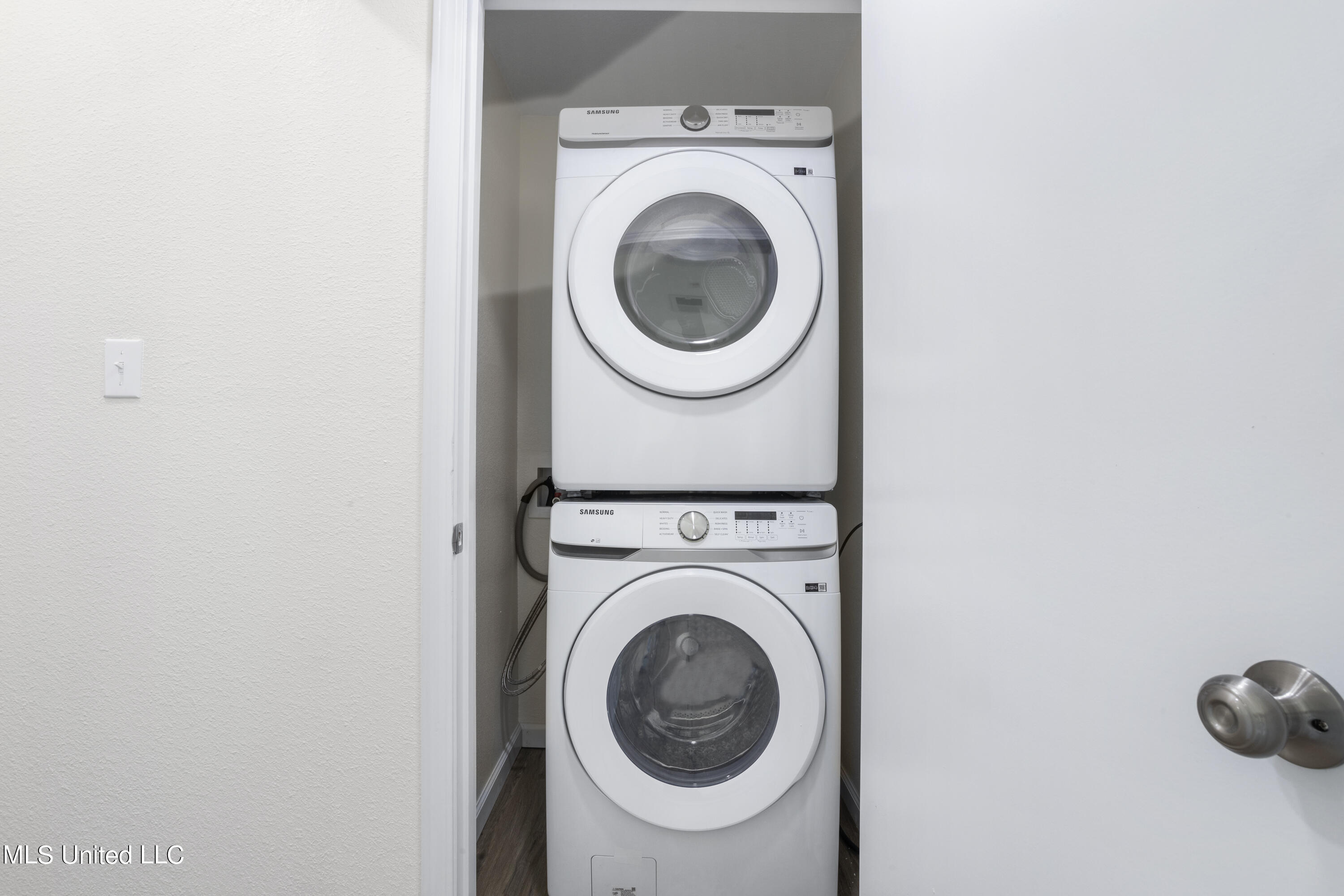 1175 Lafayette Street