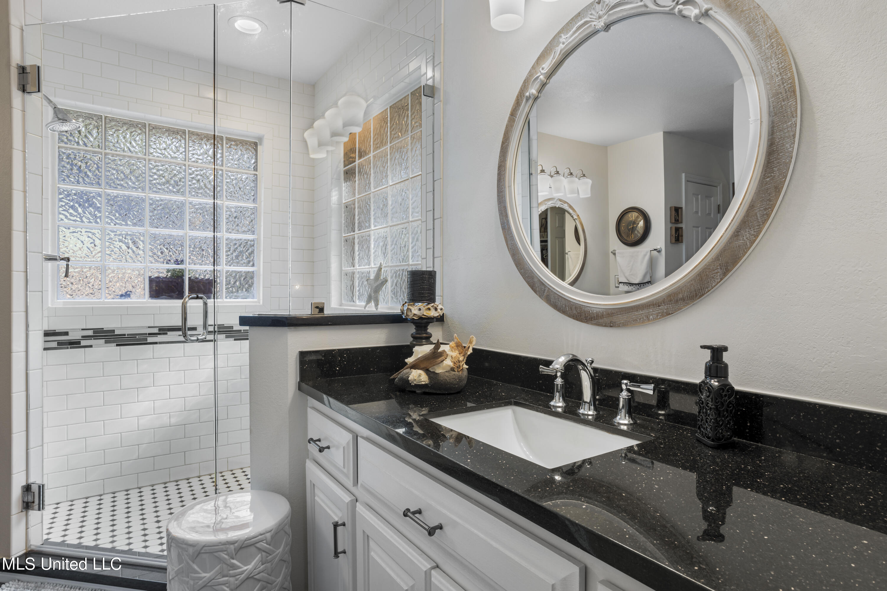 1601 Magnolia Bluff Drive