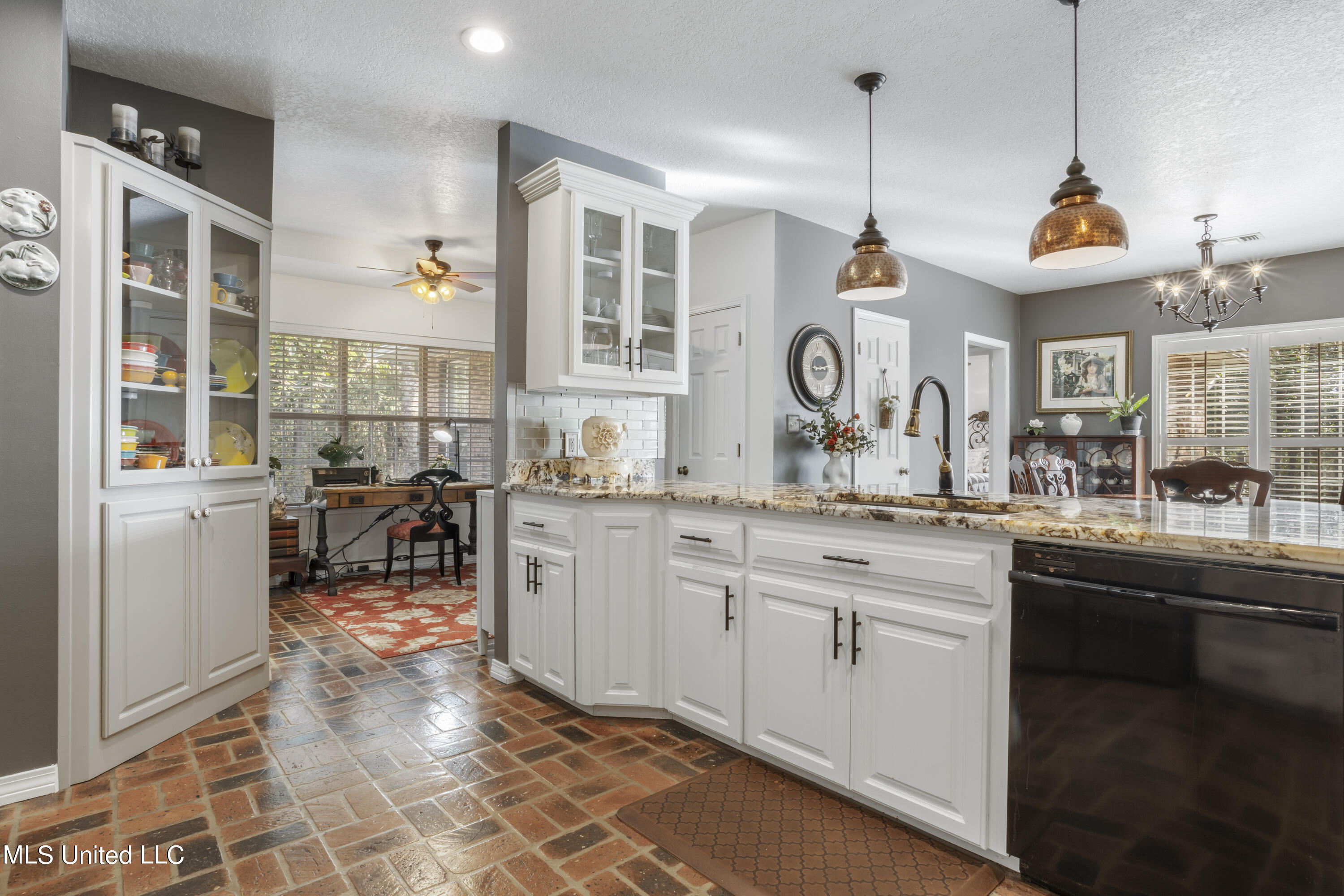 1601 Magnolia Bluff Drive