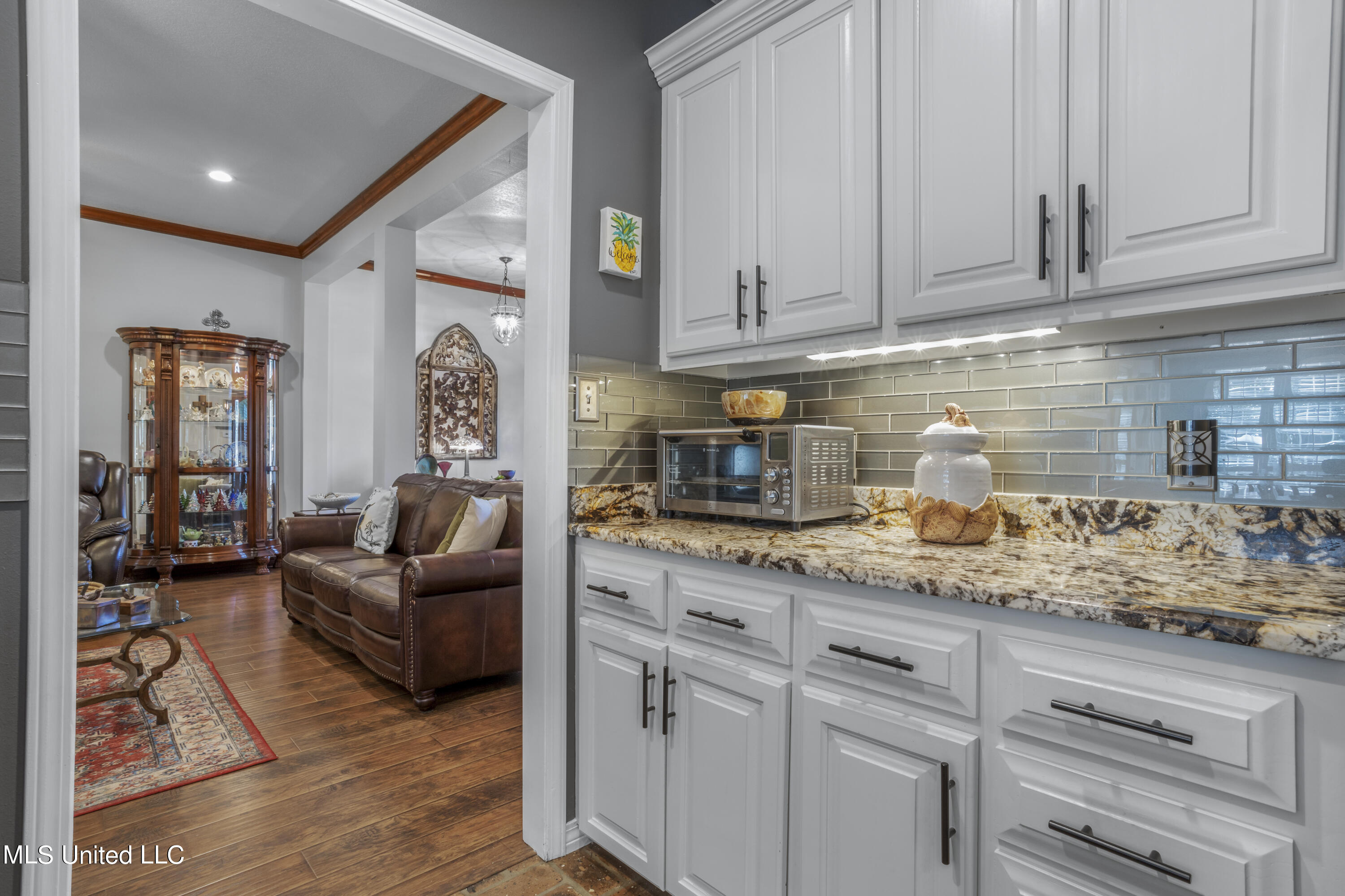 1601 Magnolia Bluff Drive