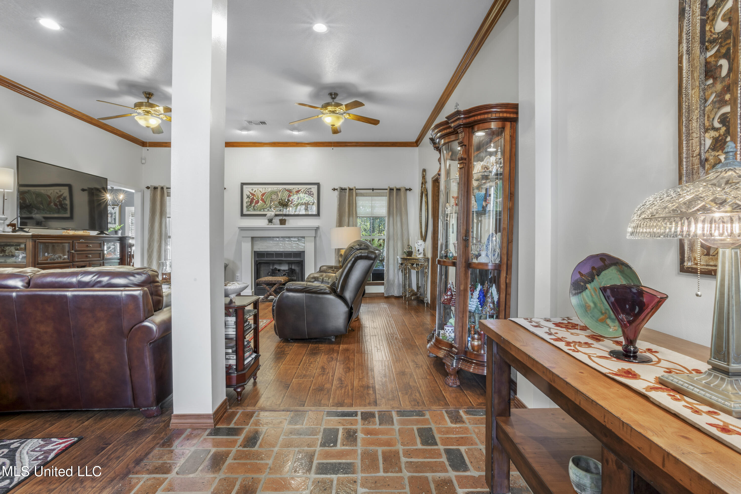 1601 Magnolia Bluff Drive